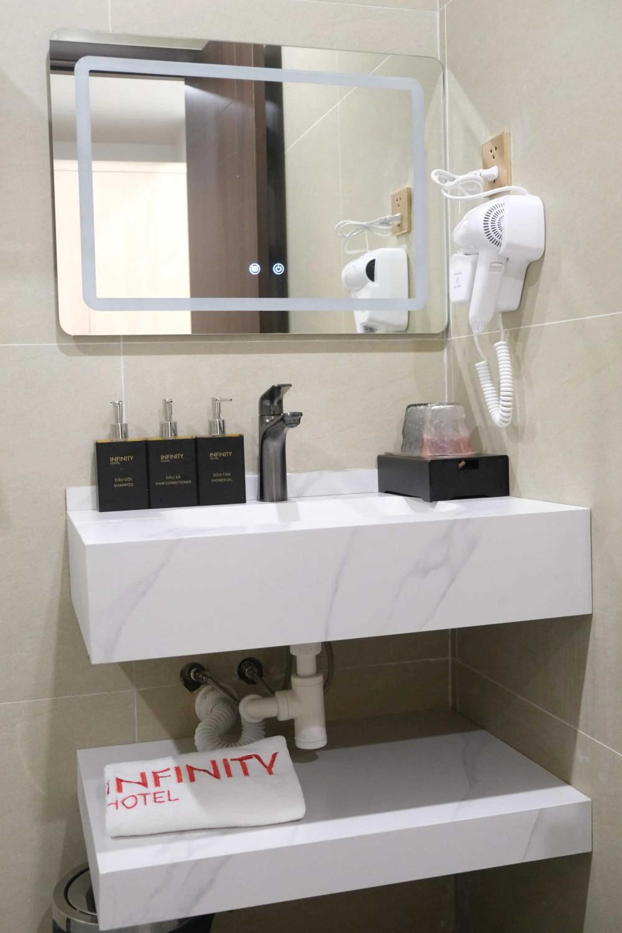 Bathroom in Infinity Hotel