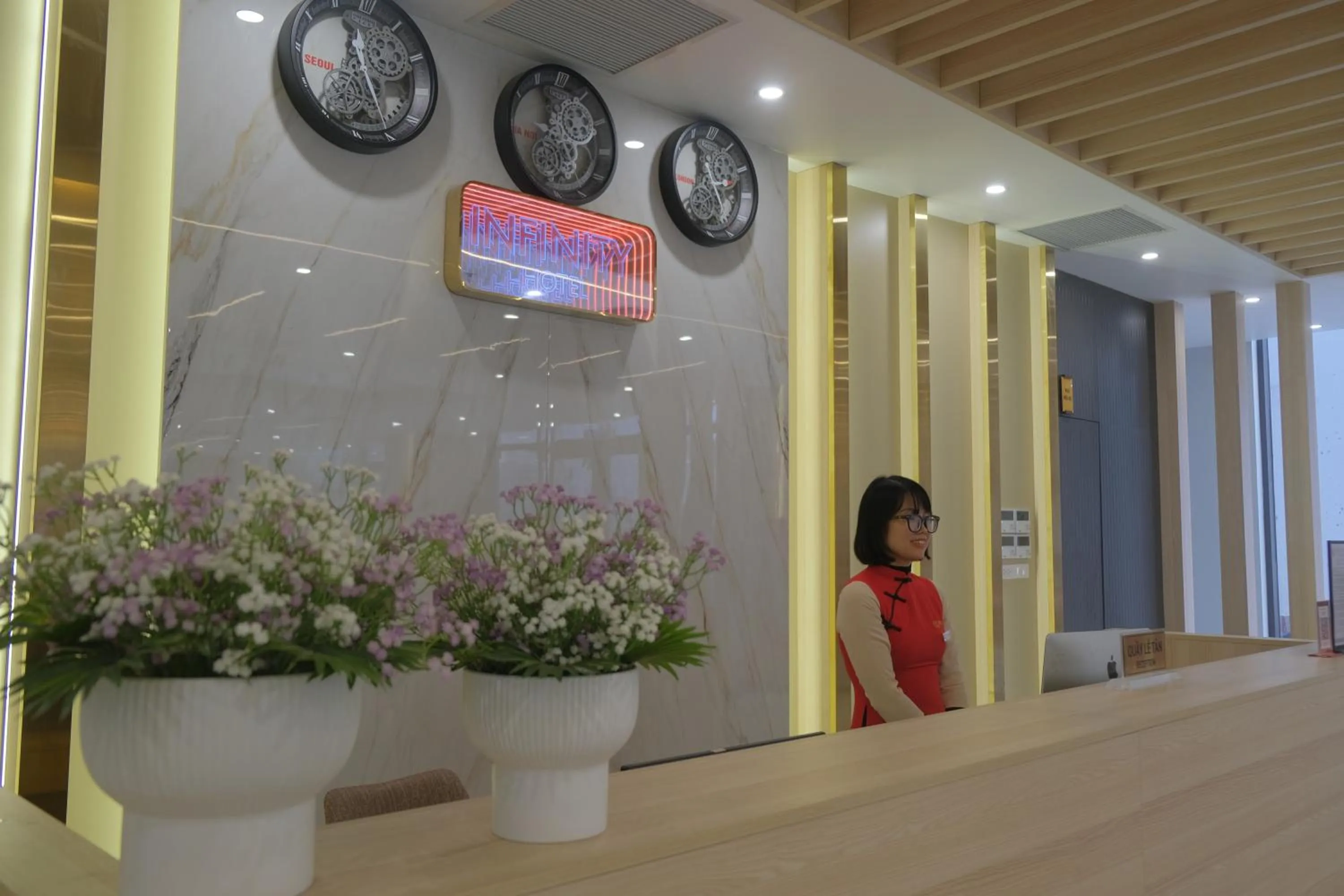 Lobby or reception in Infinity Hotel