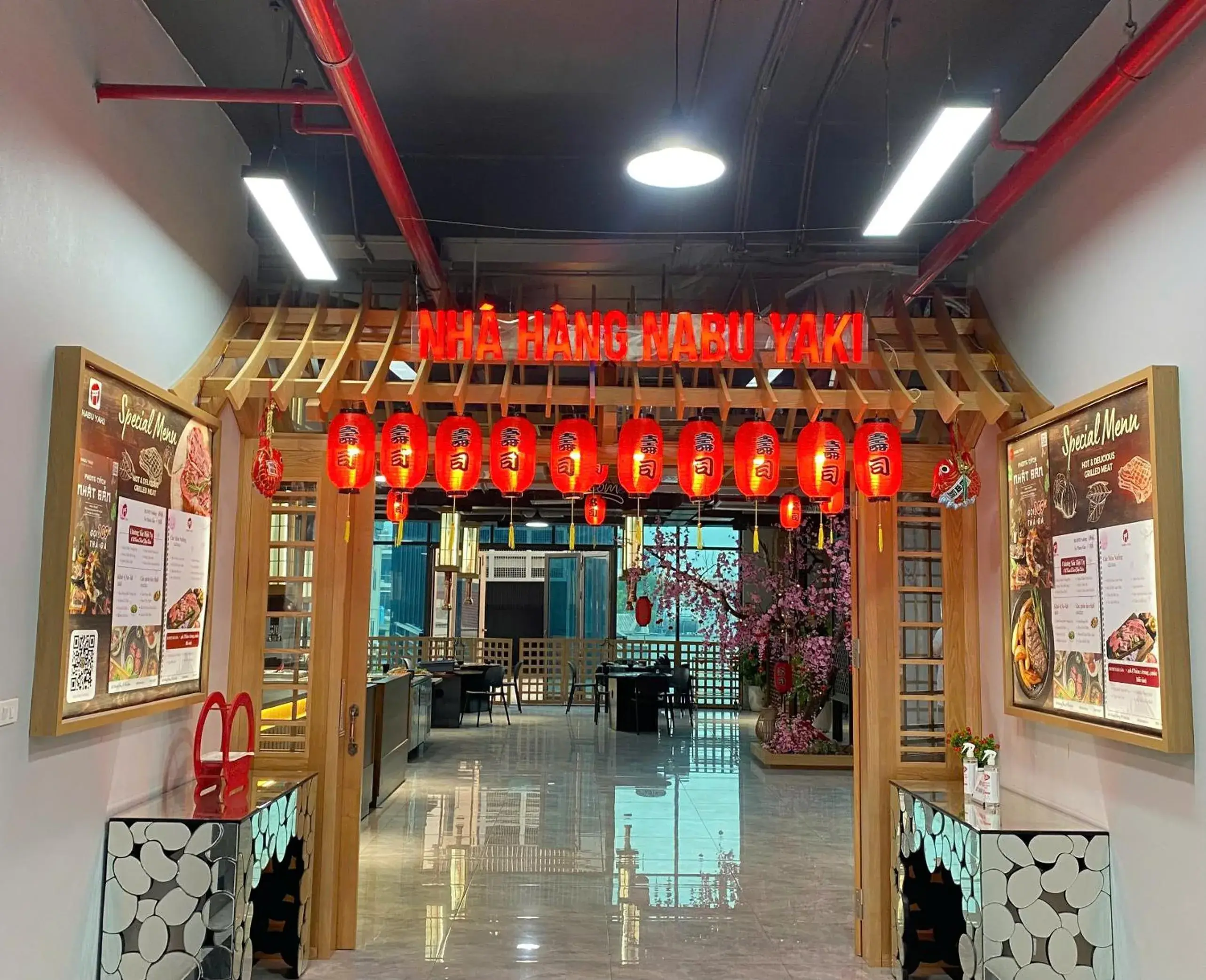 Restaurant/places to eat in Infinity Hotel Restaurant/places to eat in Infinity Hotel