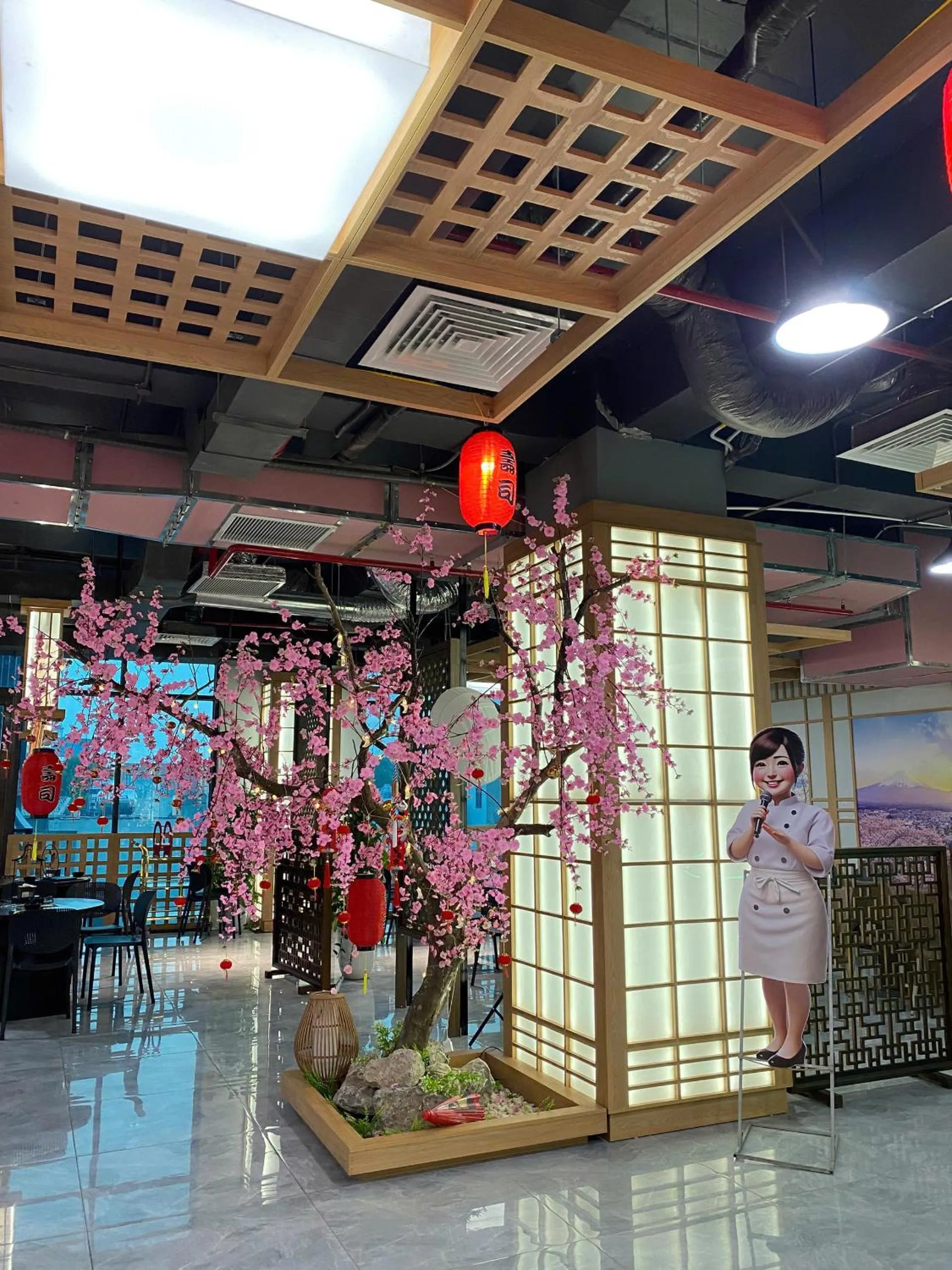 Restaurant/places to eat in Infinity Hotel