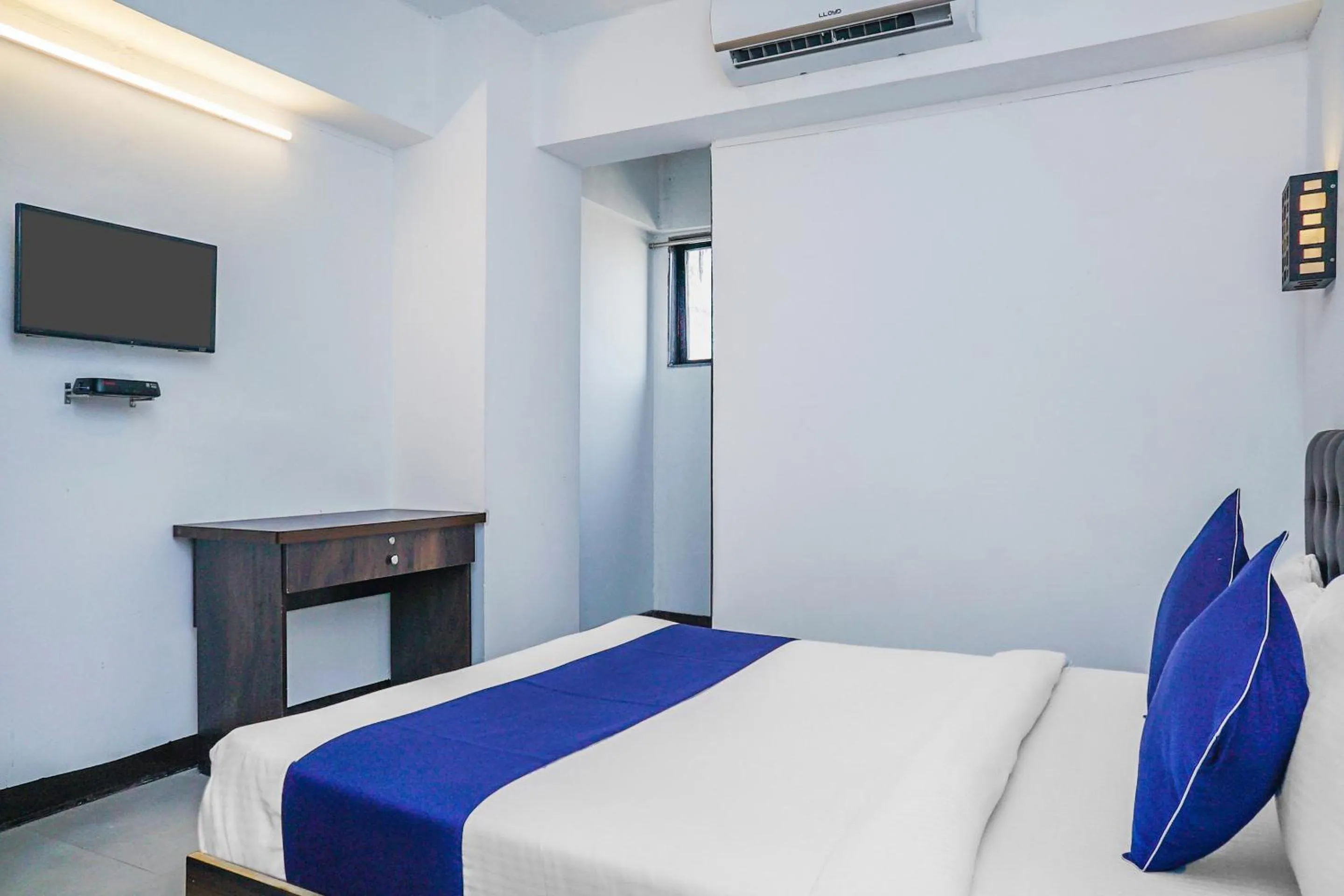 Bed in Hotel O Divine Destination