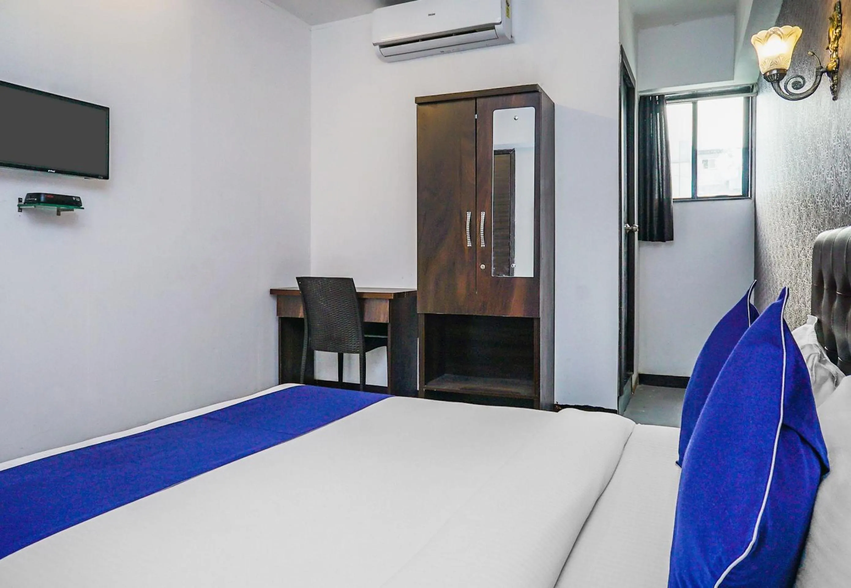 Bed in Hotel O Divine Destination