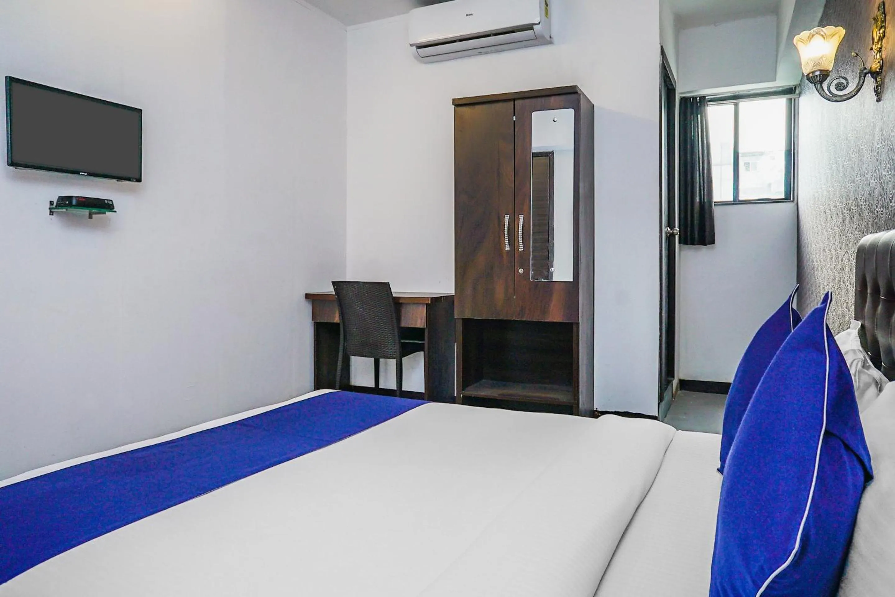 Bed in Hotel O Divine Destination