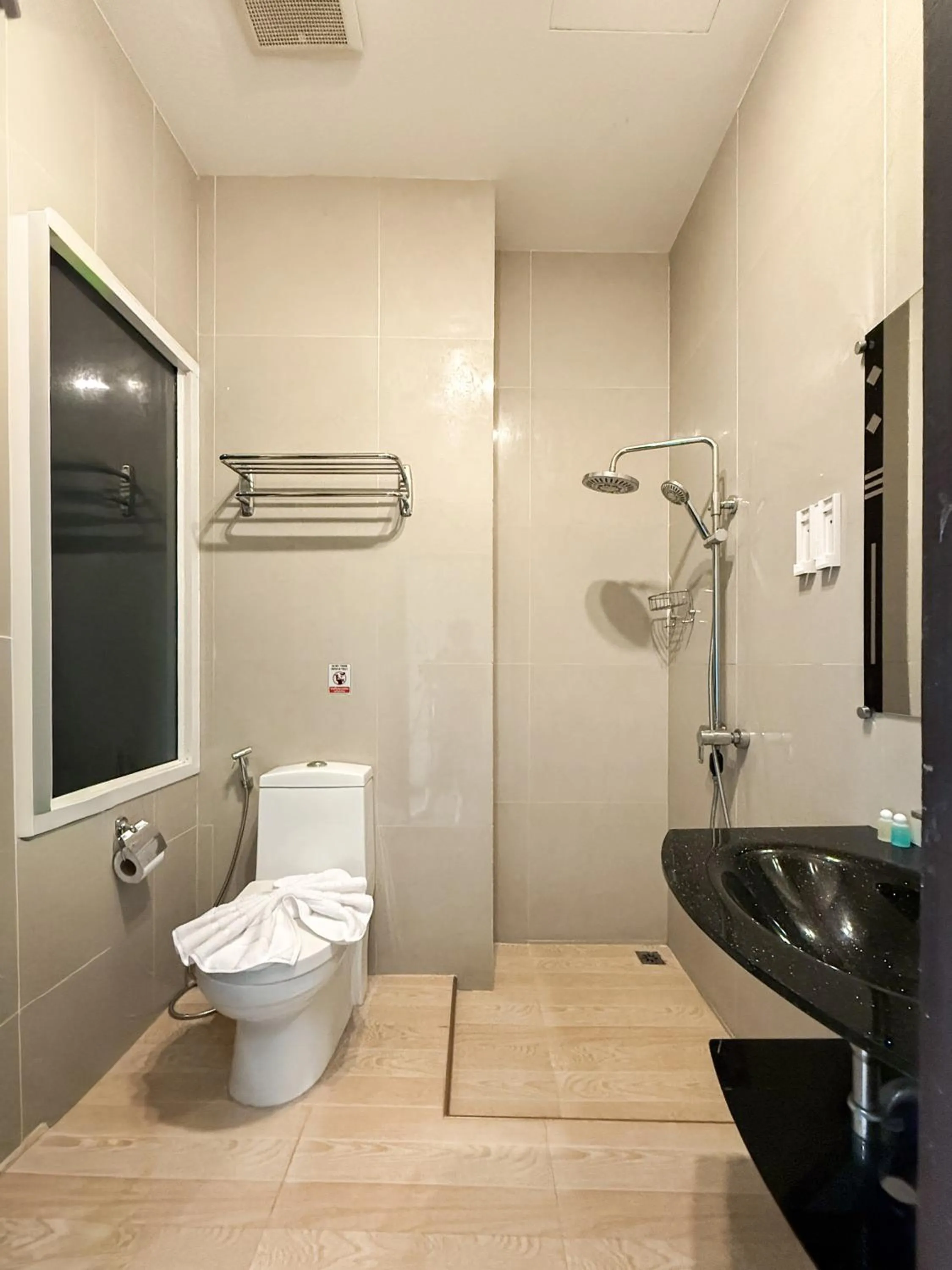 Shower in Jomtien Sands Residence