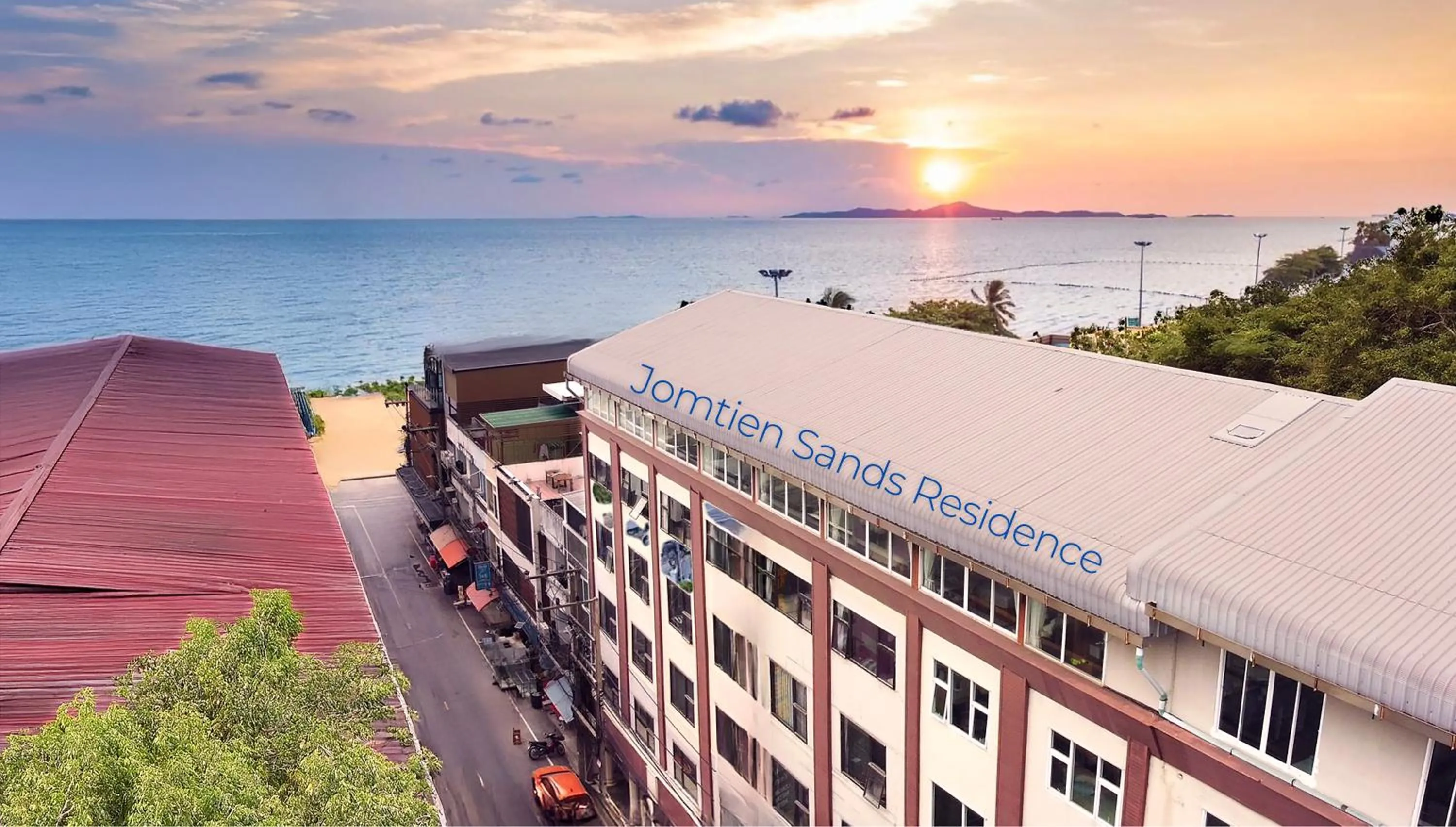 Property building in Jomtien Sands Residence