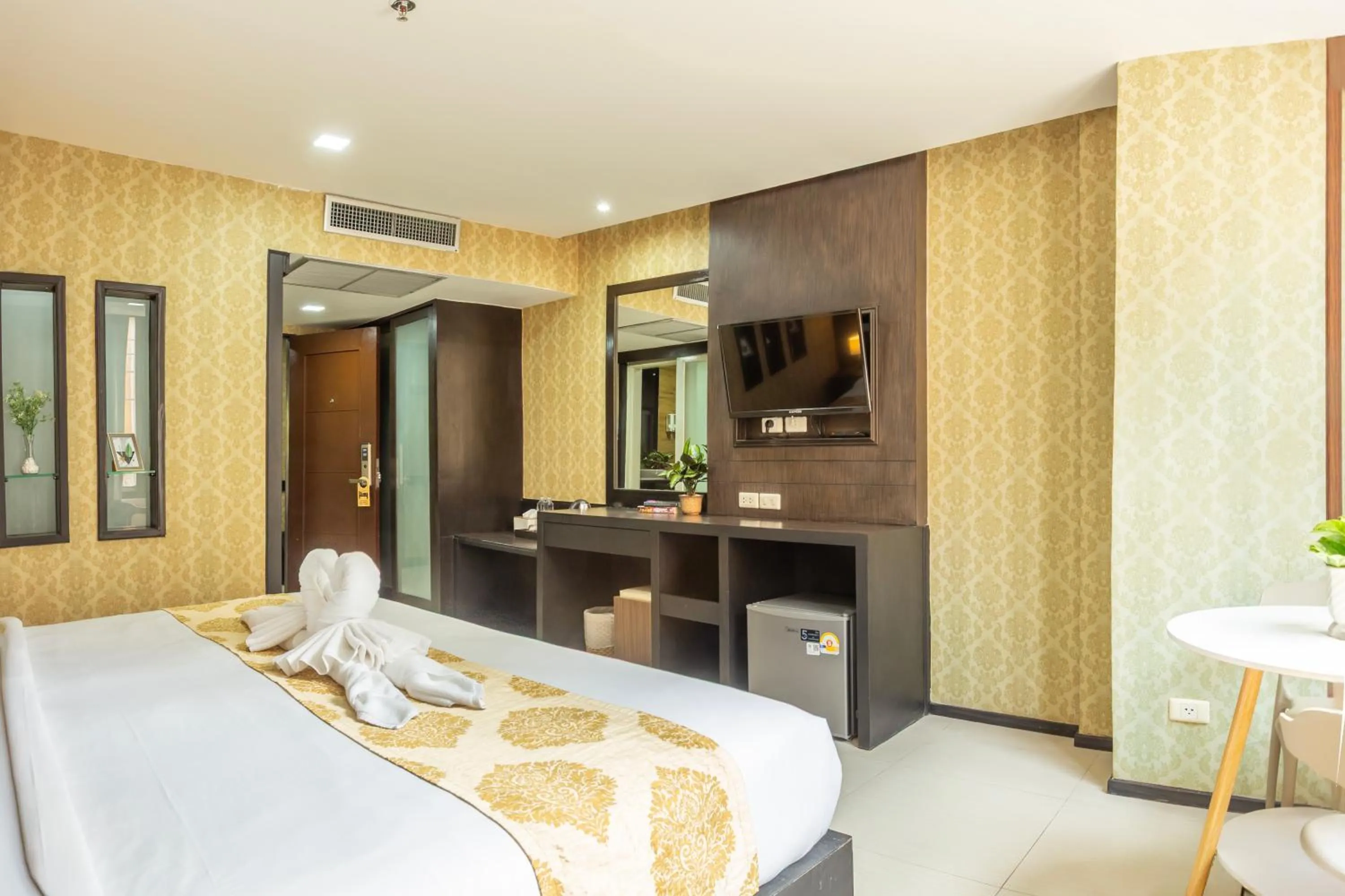 TV and multimedia, Bed in Jomtien Sands Residence