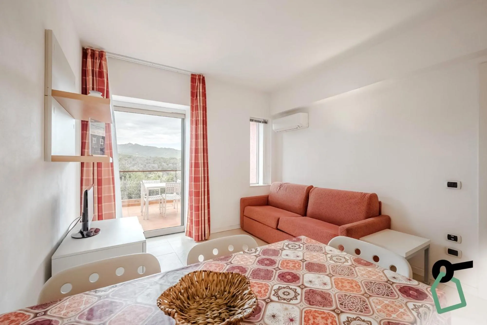Living room, Bed in Hotiday Apartments Portoferraio