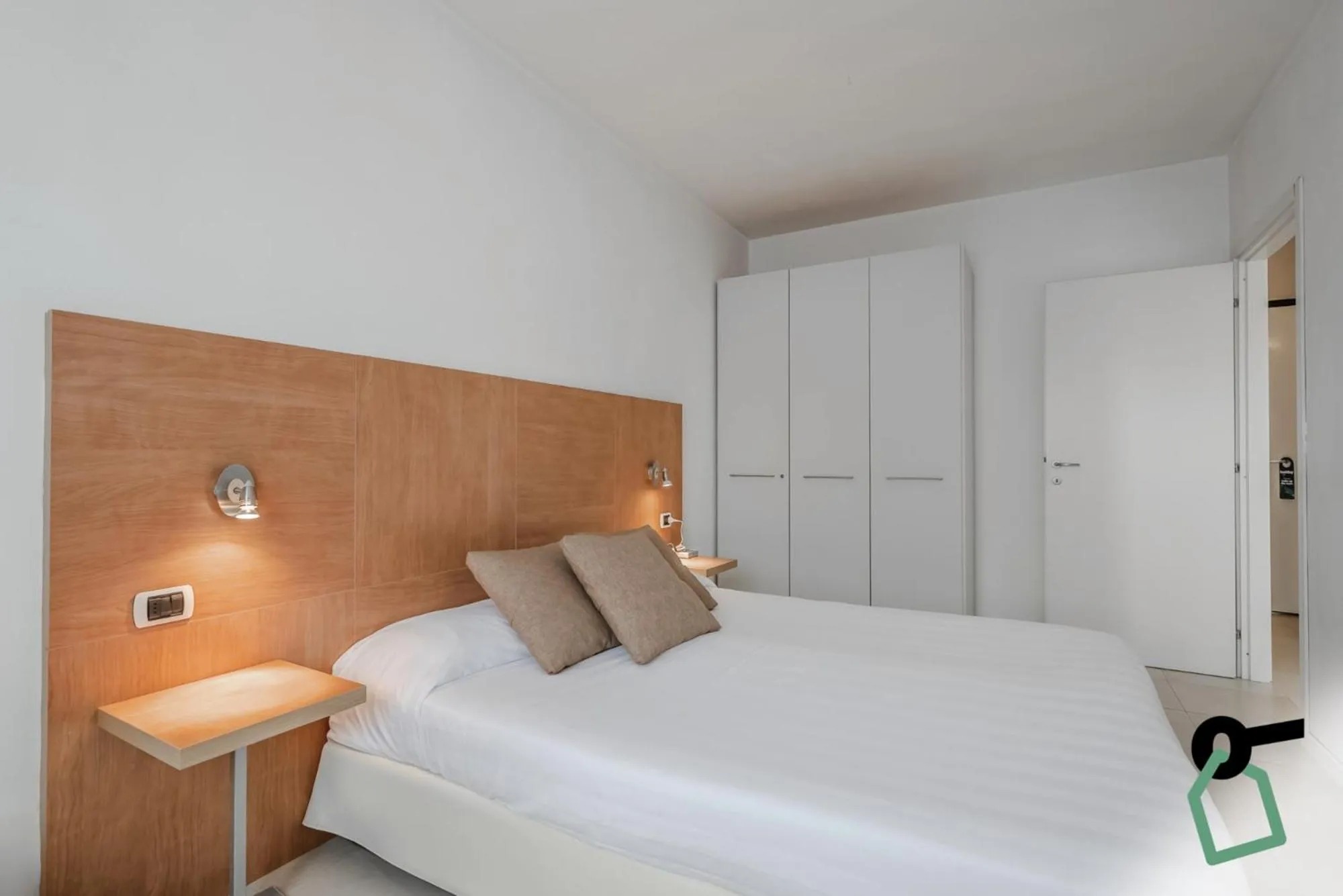 Photo of the whole room, Bed in Hotiday Apartments Portoferraio