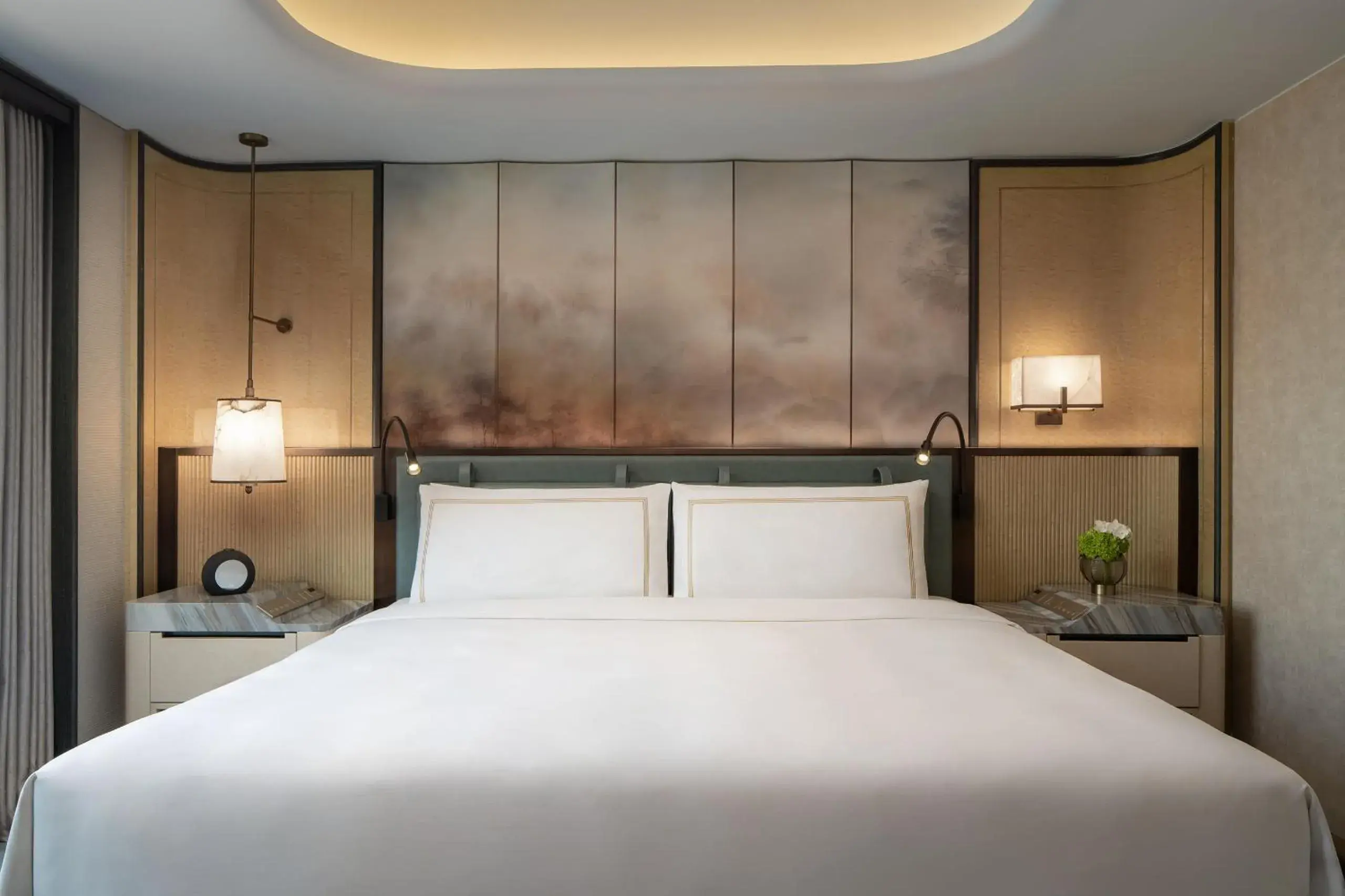 Executive Suite King in Shangri-La Hongqiao Airport,Shanghai Executive Suite King in Shangri-La Hongqiao Airport,Shanghai