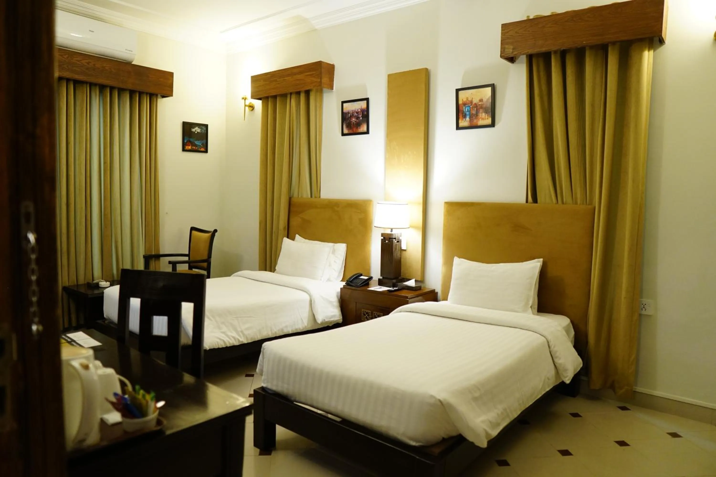 Bedroom, Bed in Sofital Hotel