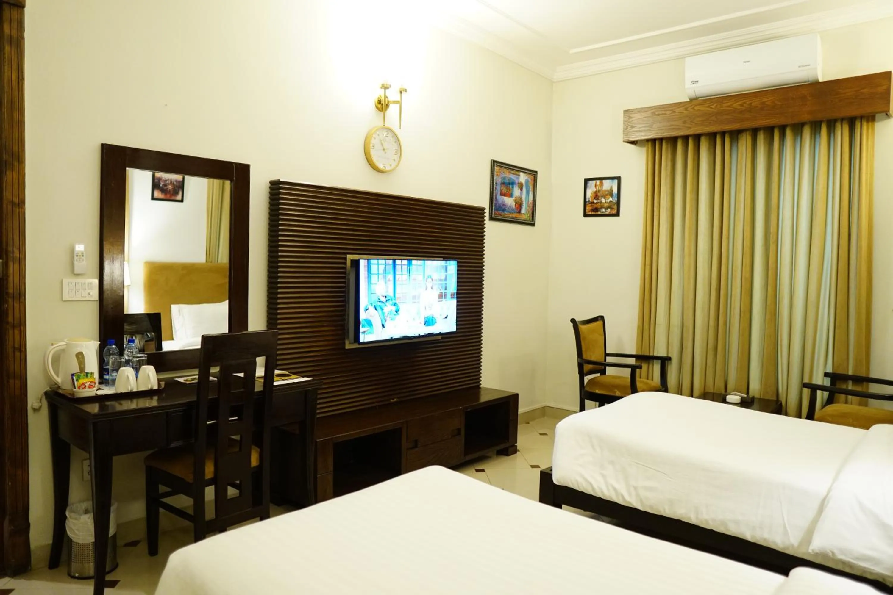 Bed in Sofital Hotel