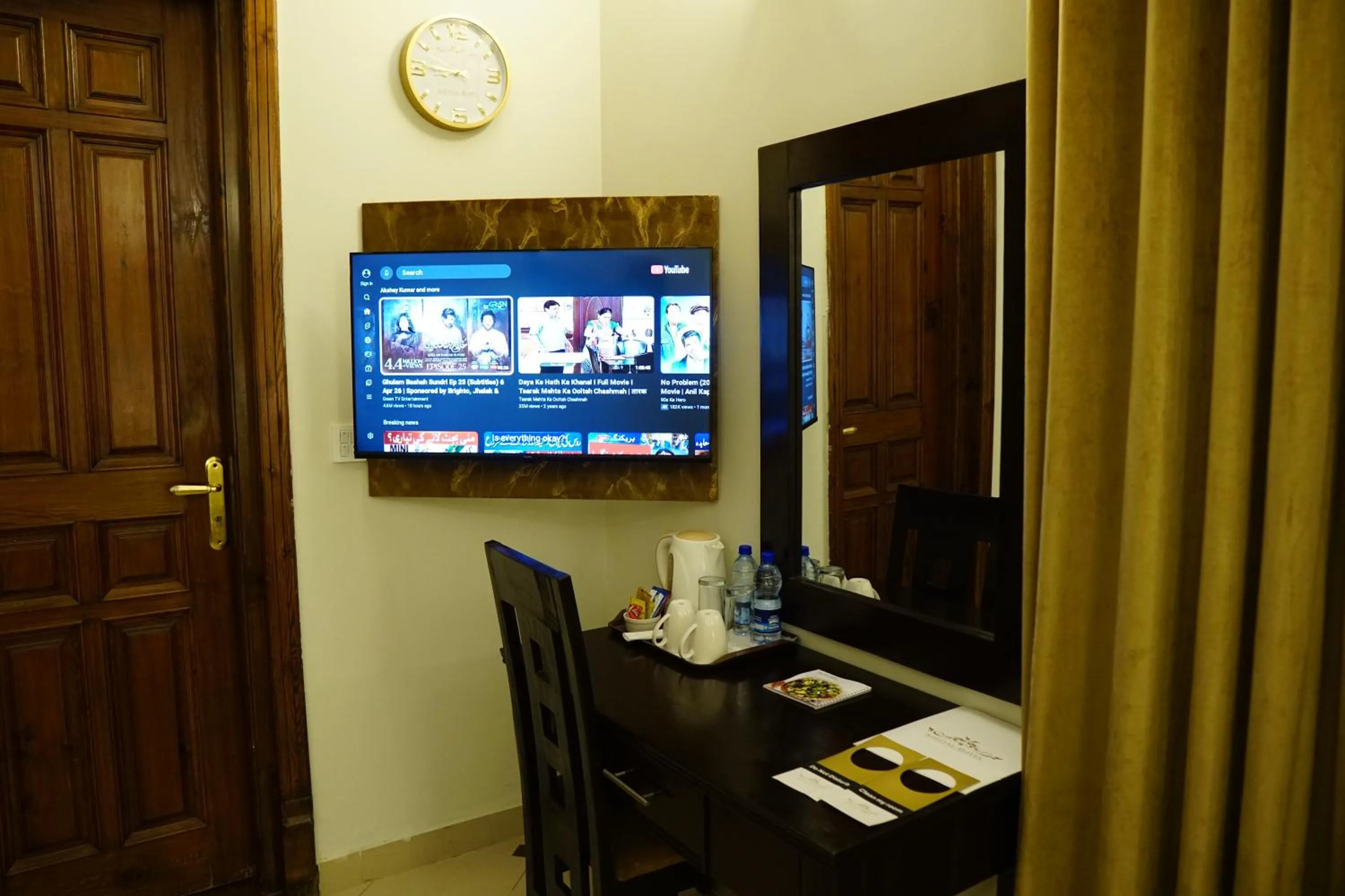 TV and multimedia in Sofital Hotel