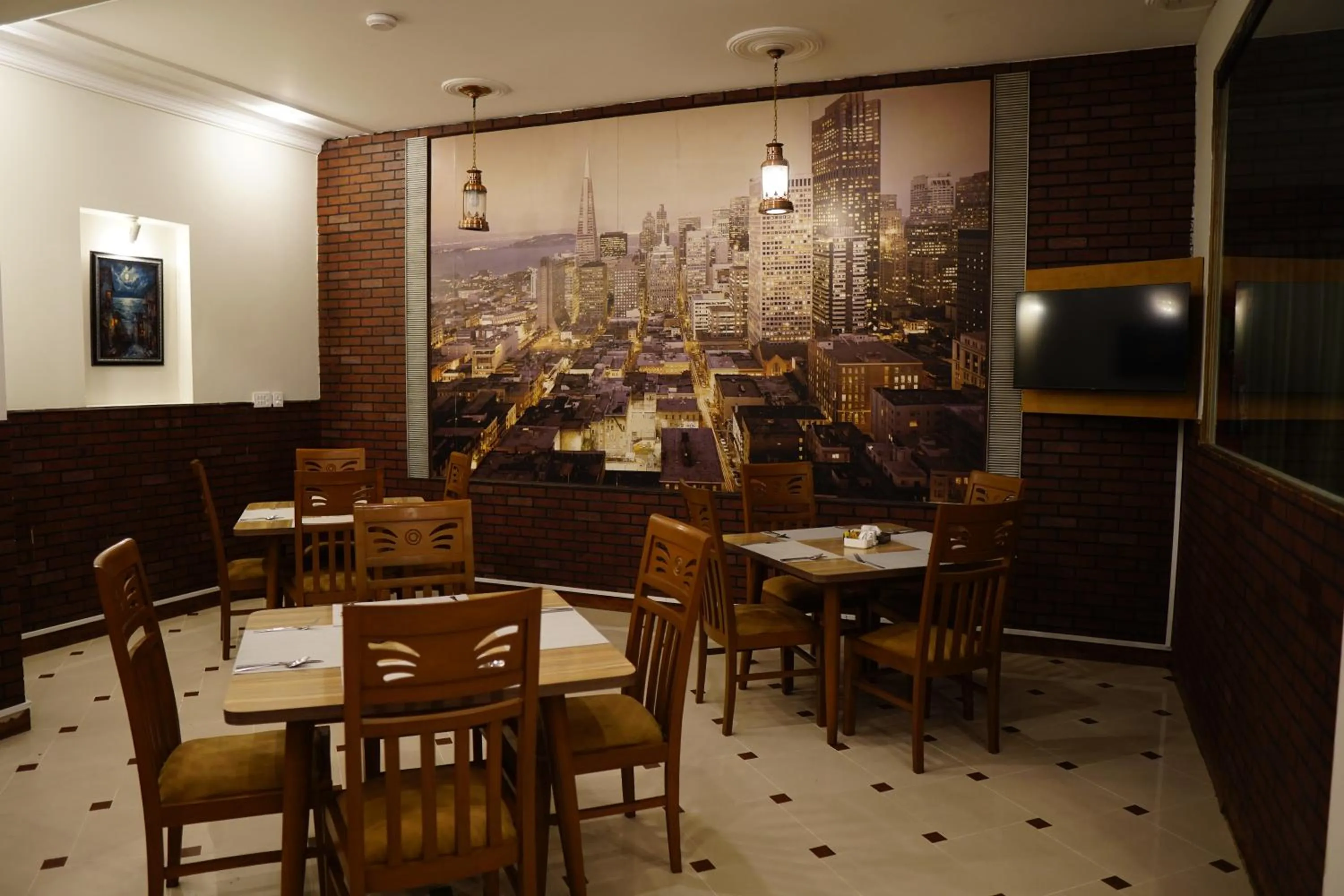 Restaurant/places to eat in Sofital Hotel