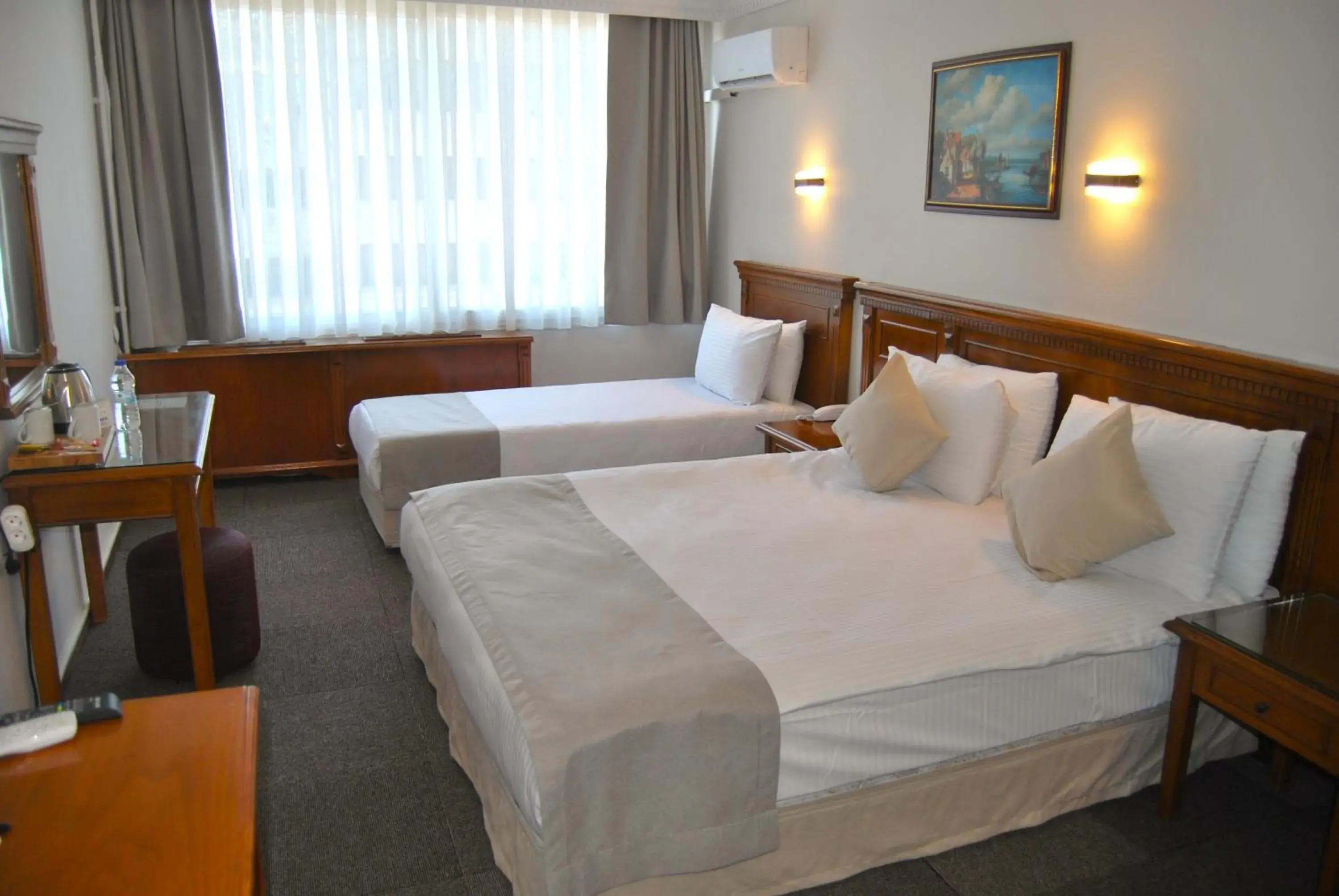 Triple Room with City View - single occupancy in OTEL KÂYA Triple Room with City View - single occupancy in OTEL KÂYA