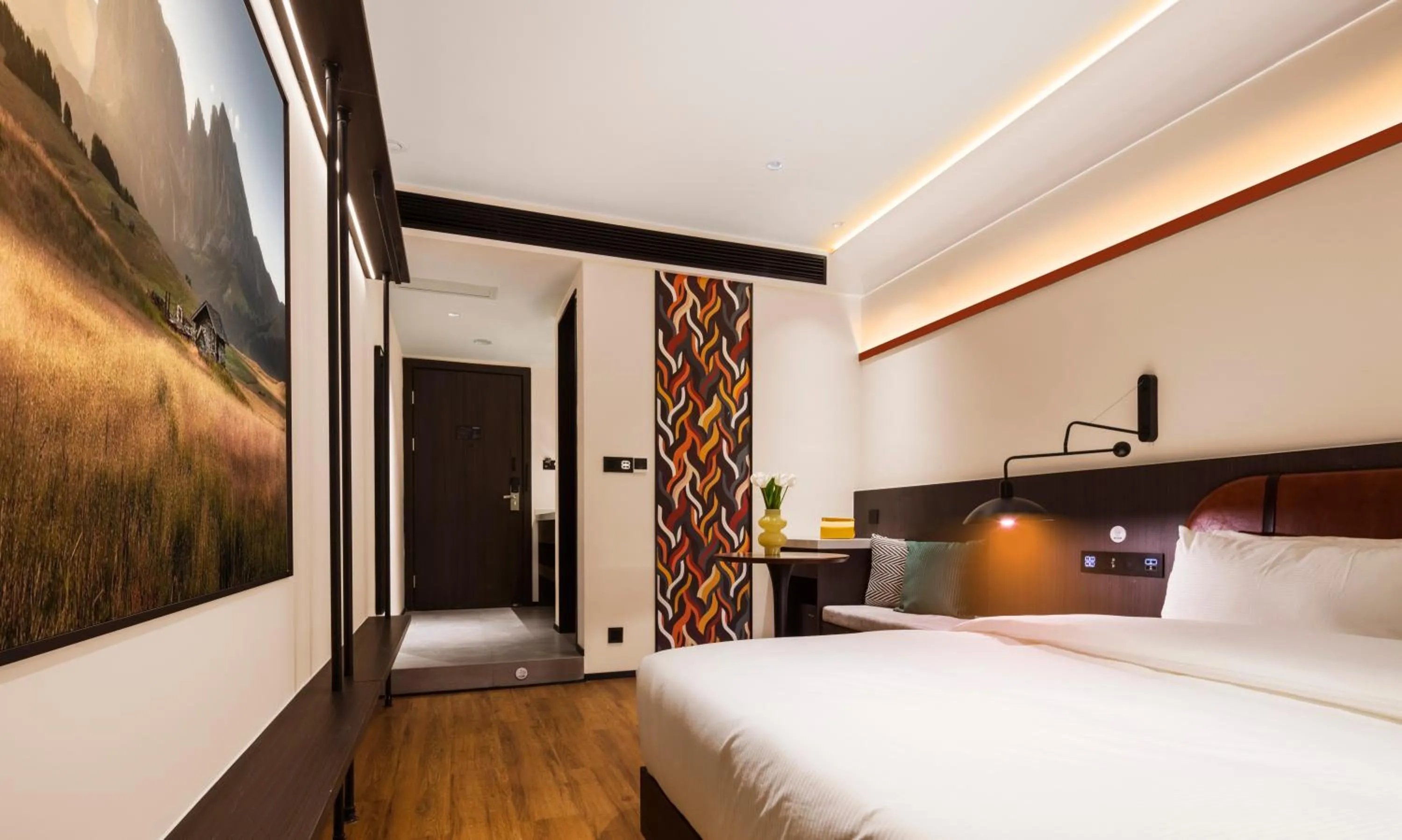 Economy Double Room - inner window in Mcsrh Hotel-ChongQing Jiefangbei Pedestrian Street