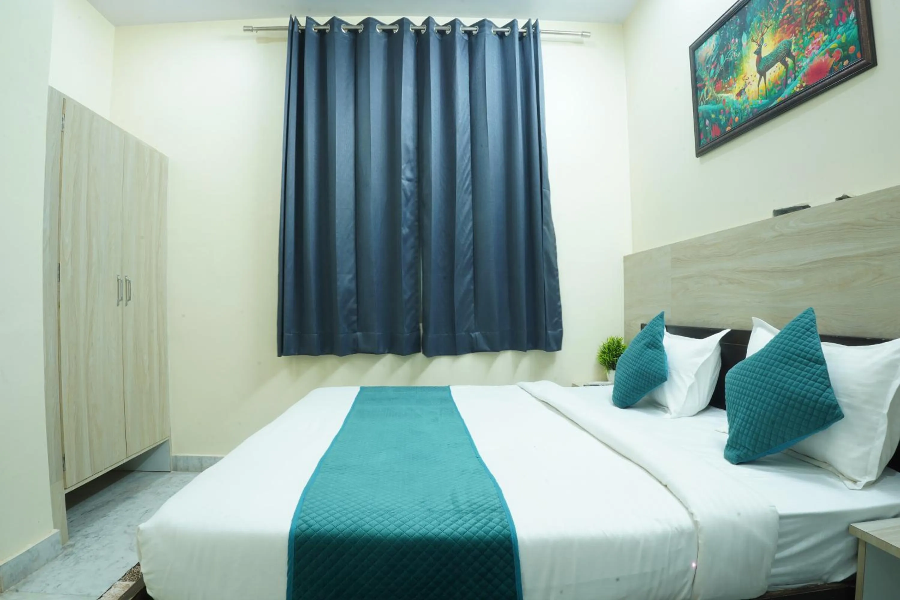 View (from property/room), Bed in Hotel Silver Stay