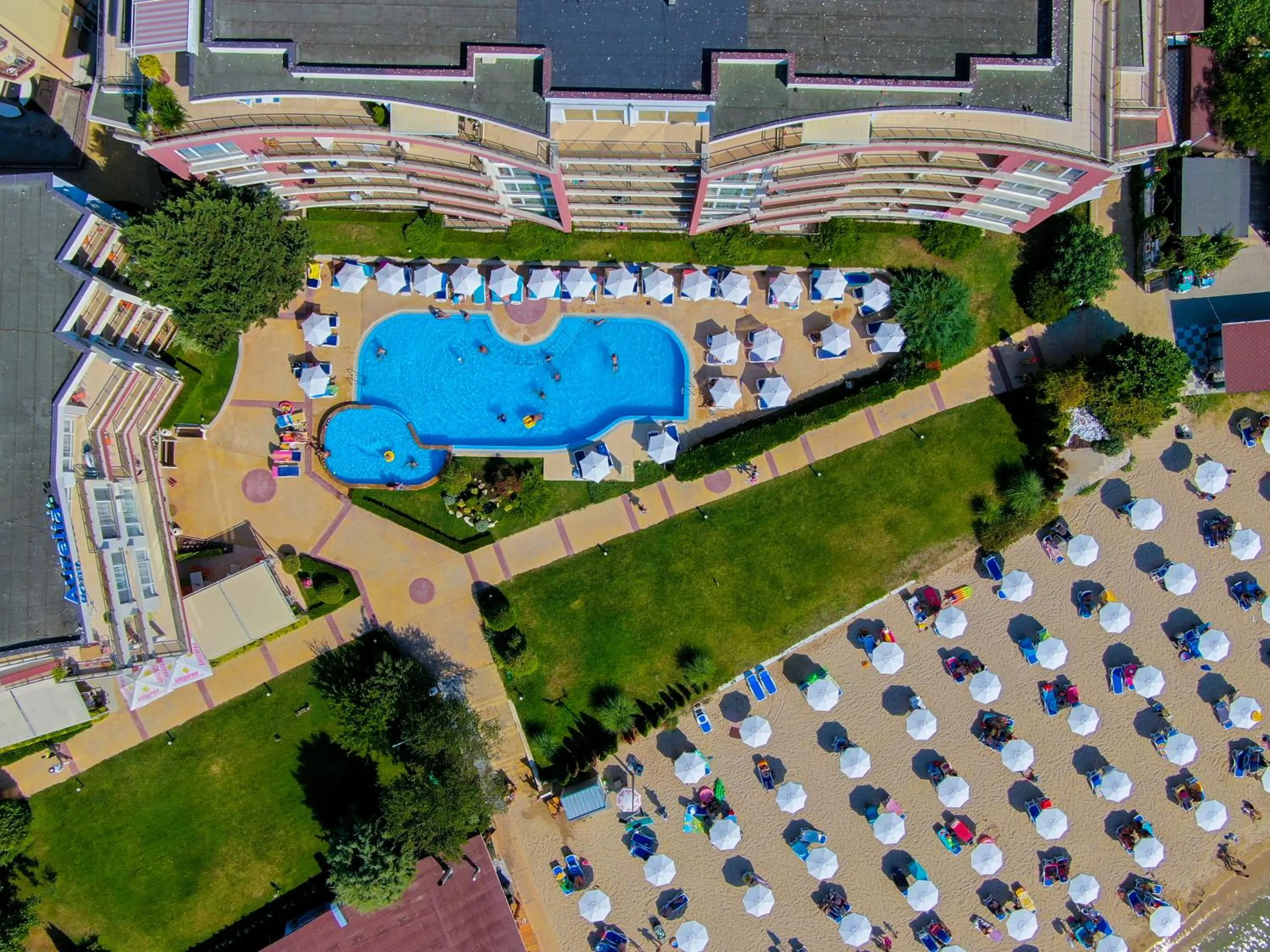Aurelia Beach Complex