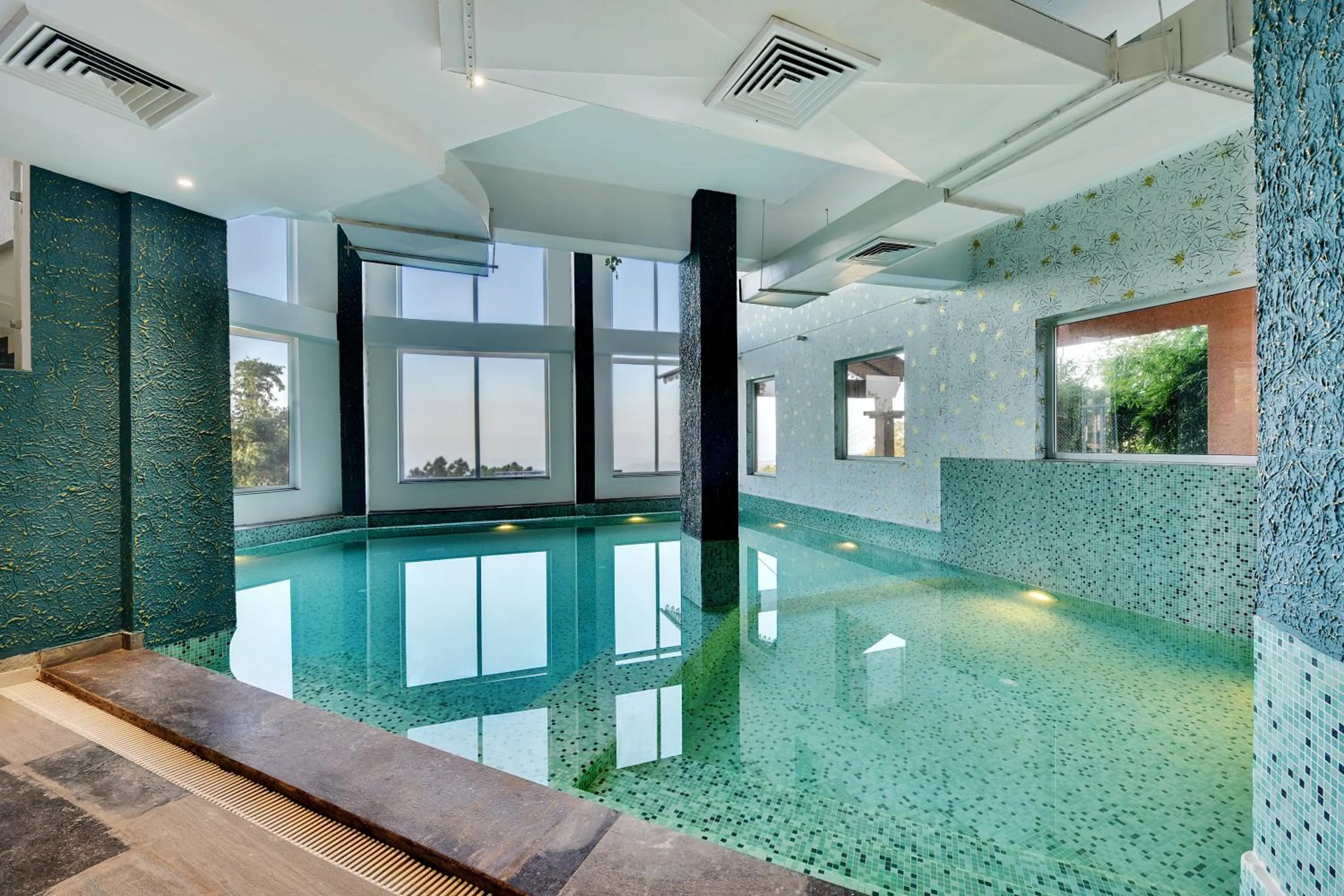 Tiaraa Jujurana Resort & Spa