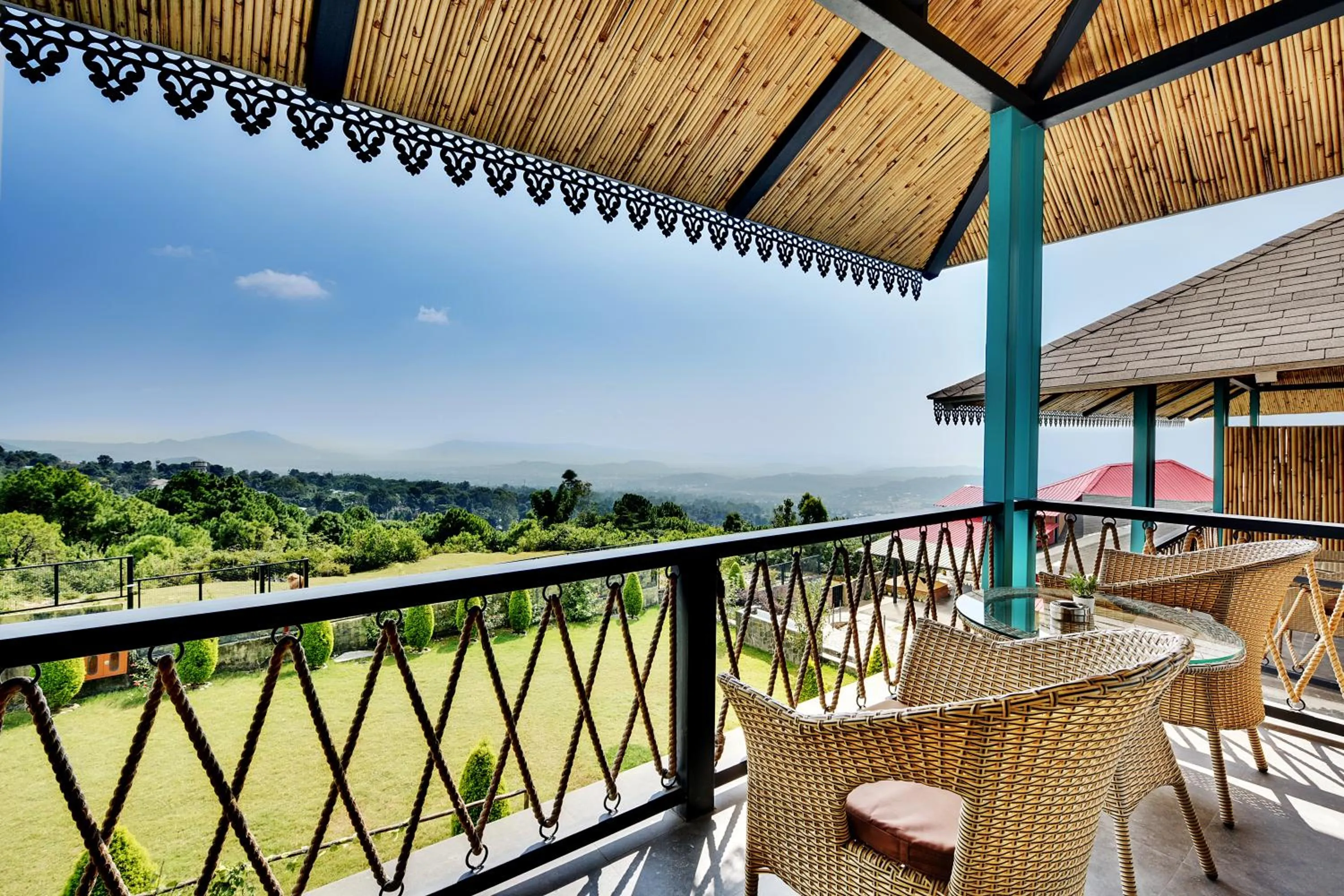 Tiaraa Jujurana Resort & Spa