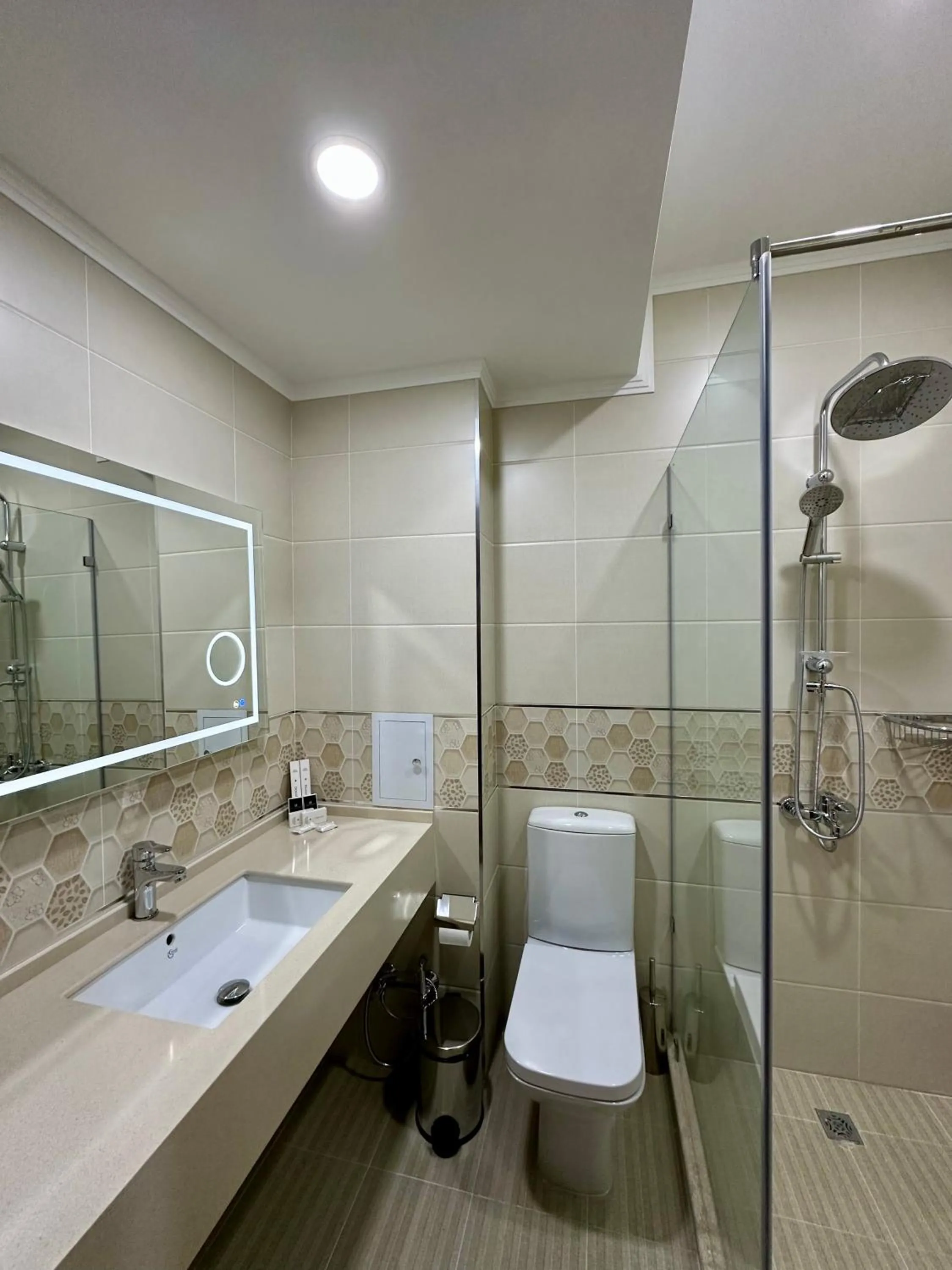 Standard Double Room - single occupancy in Rakat Komfort Hotel Horizon Haven