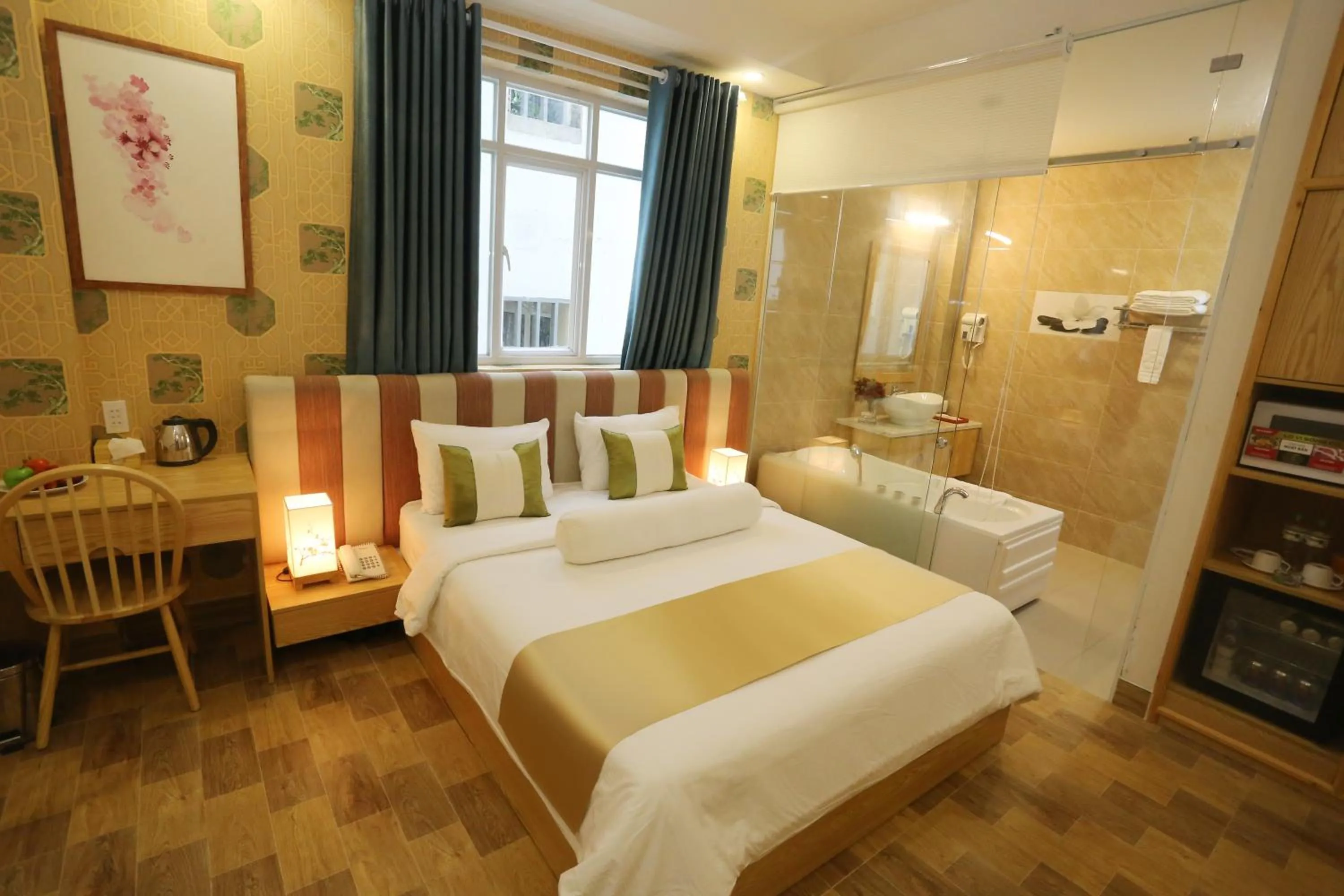 Bed in Thuy Sakura Hotel & Serviced Apartment