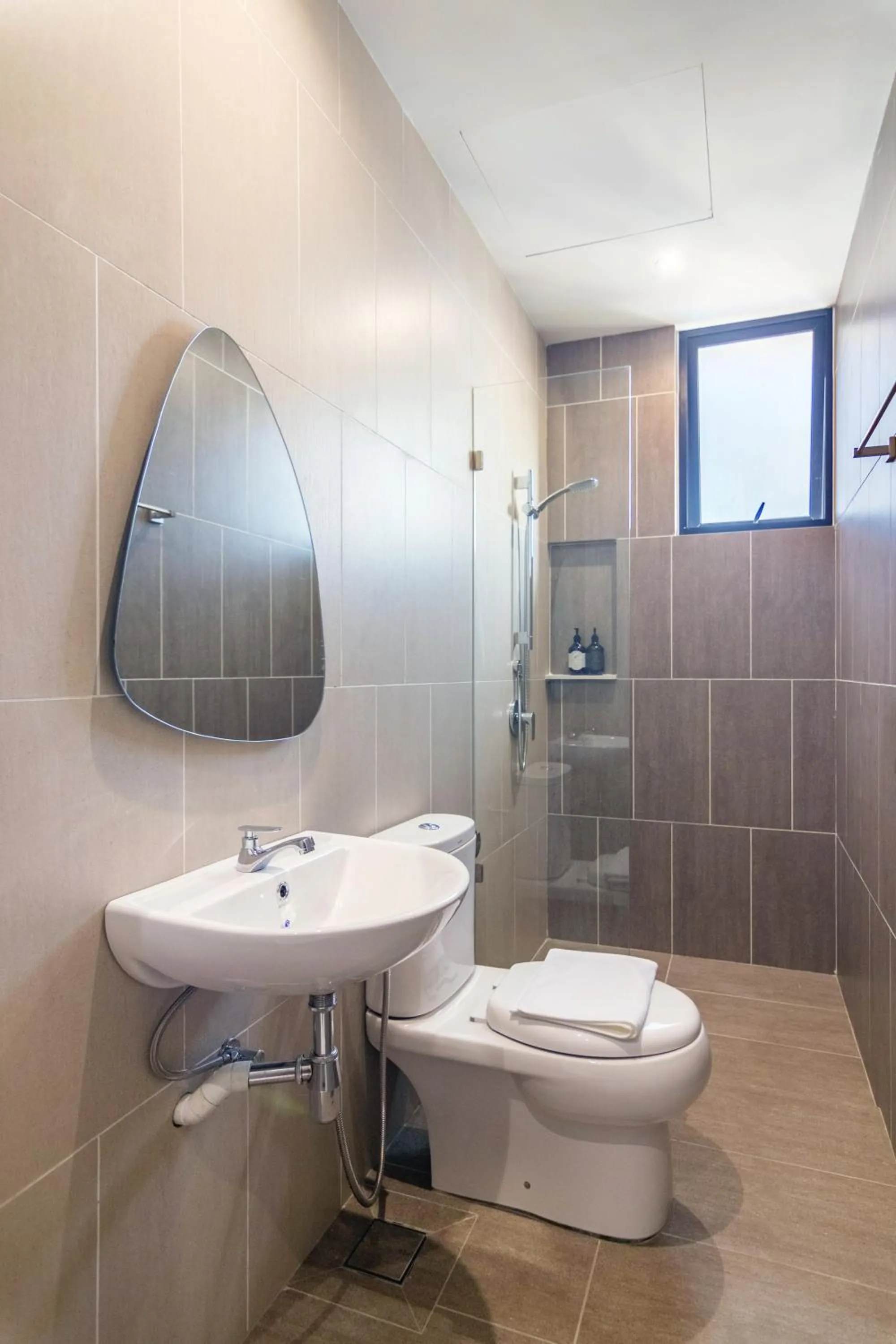 Bathroom in Iconic Regency by Stellar ALV