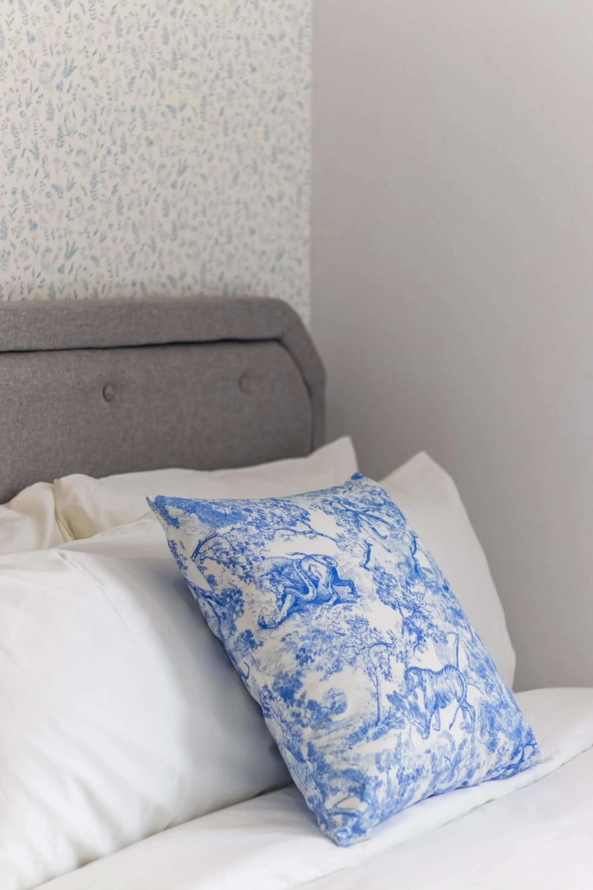 Bedroom, Bed in Iconic Regency by Stellar ALV