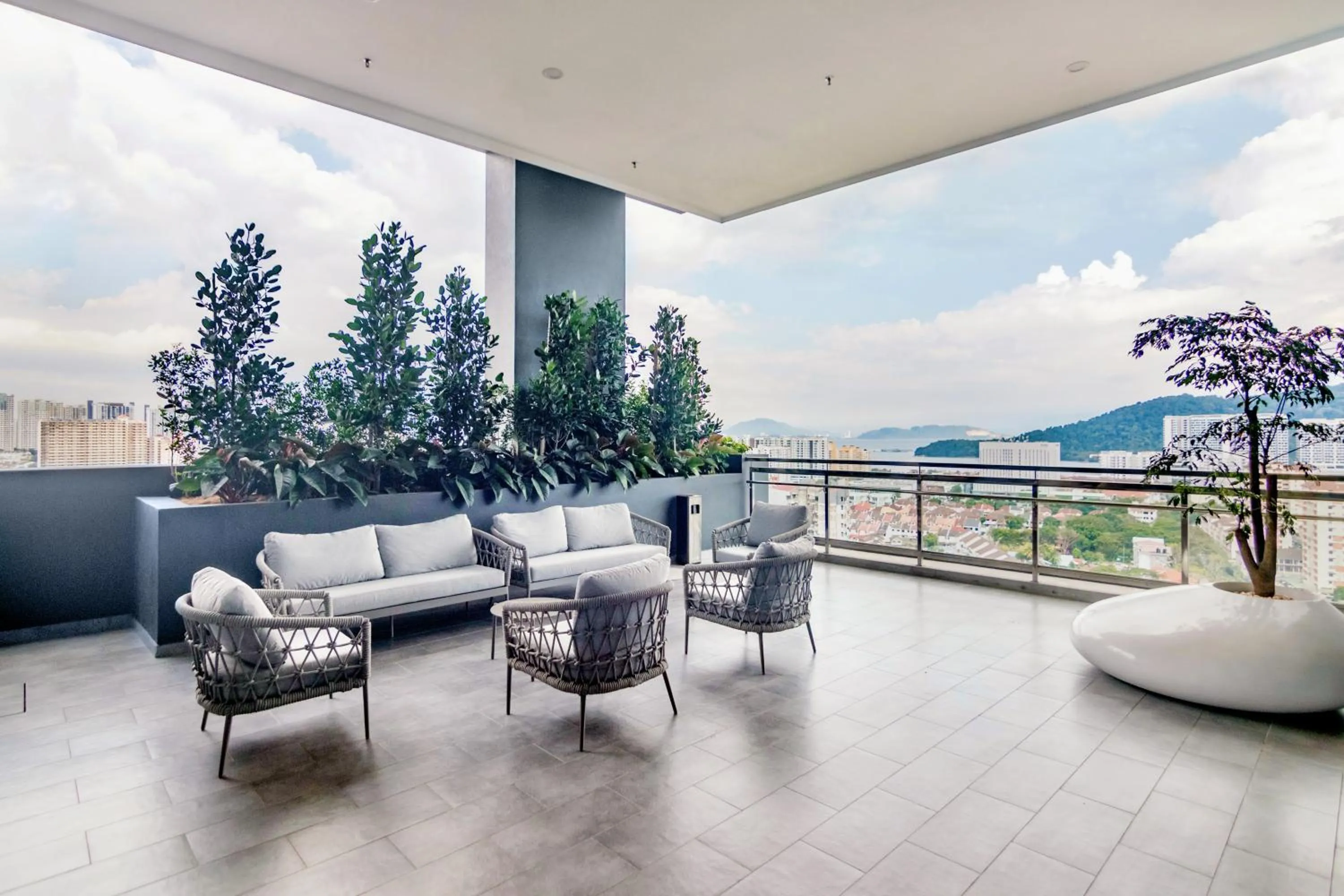 Area and facilities in Iconic Regency by Stellar ALV