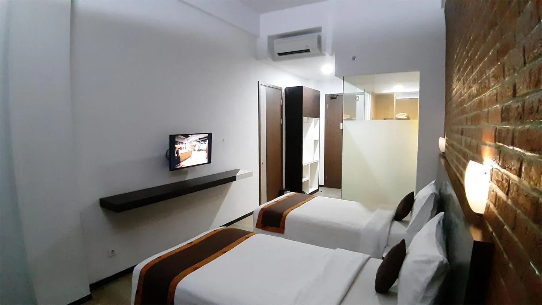 Bed in Xtra Hotel Bengkulu
