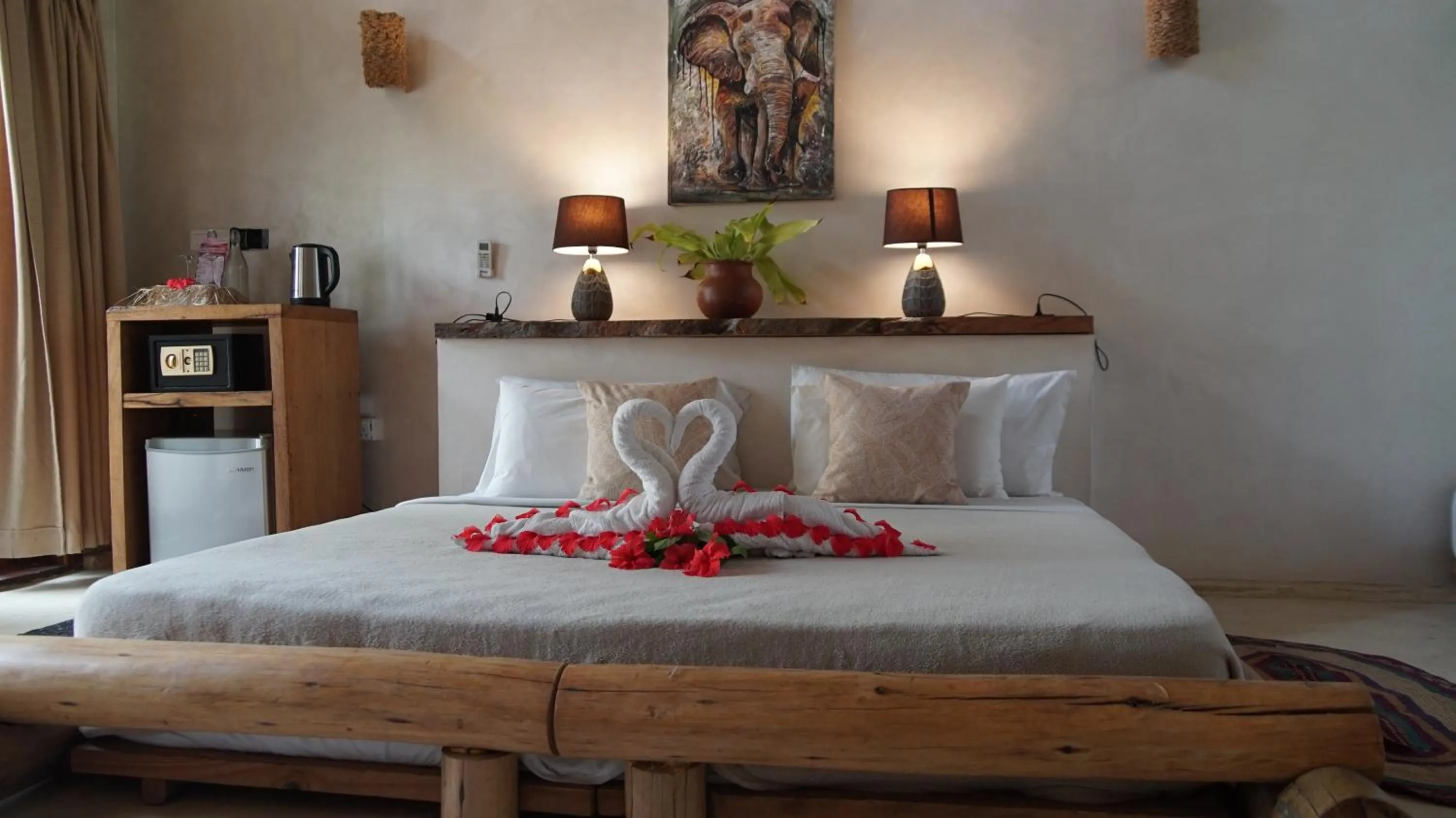 Bed in The Nest Tropical Oasis Resort