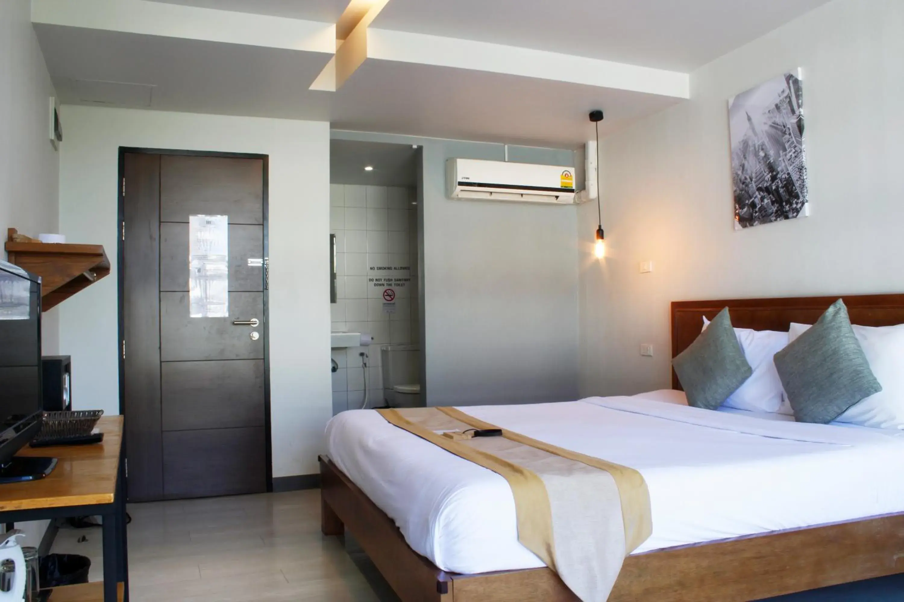 Photo of the whole room, Bed in 3 Laan House Photo of the whole room, Bed in 3 Laan House