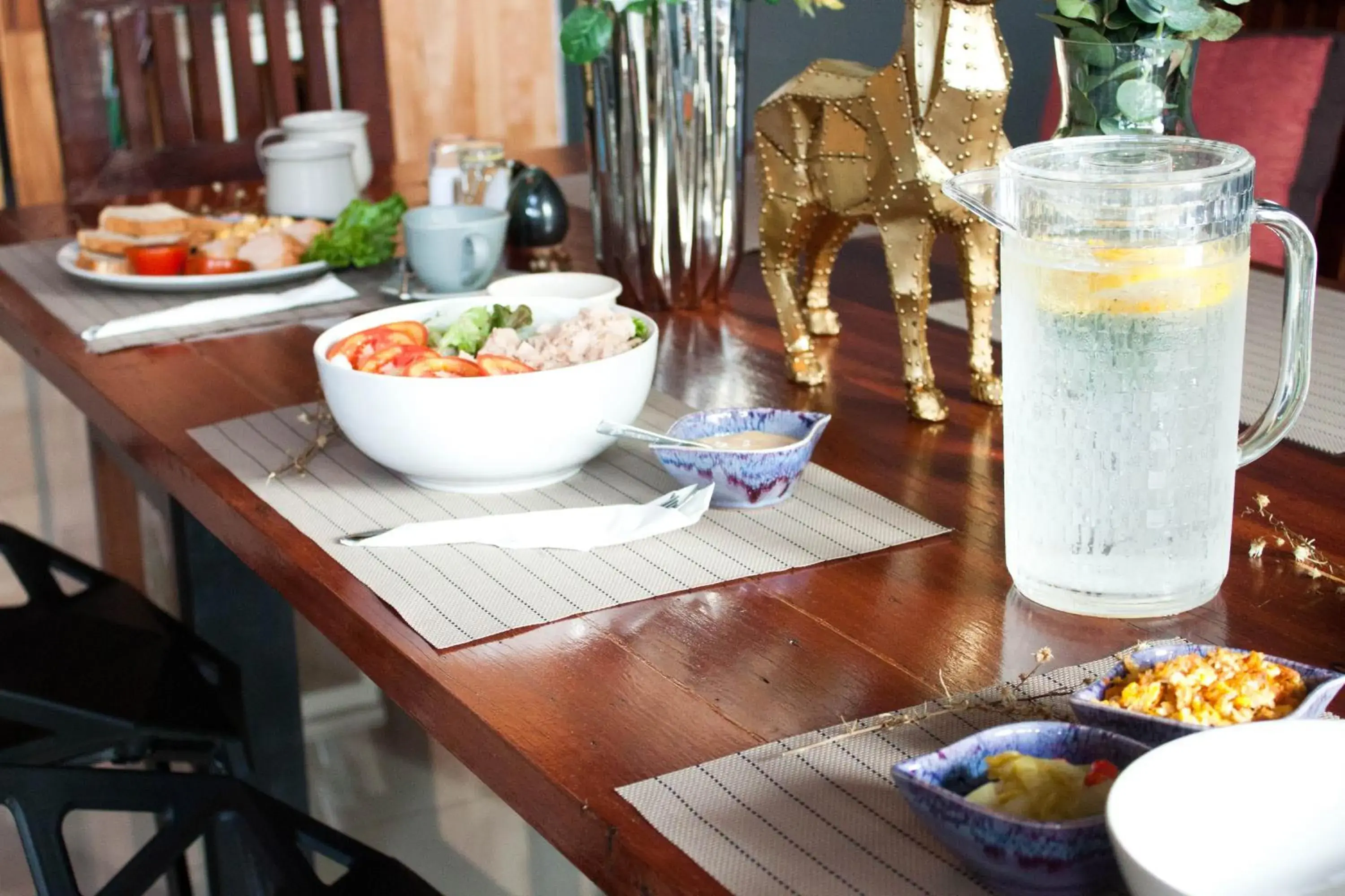 Food and drinks in 3 Laan House Food and drinks in 3 Laan House