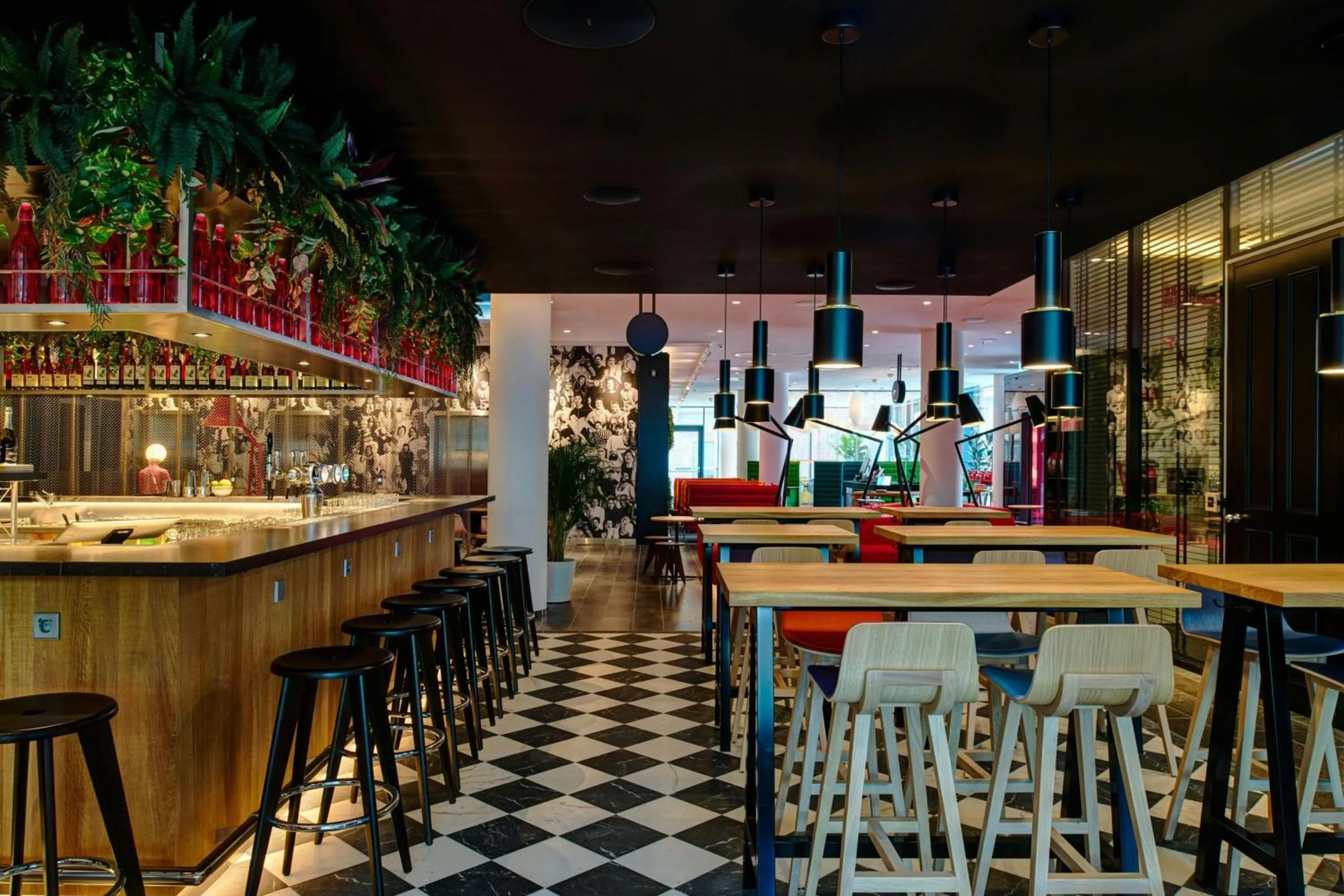 Restaurant/places to eat in citizenM Dublin St Patrick's