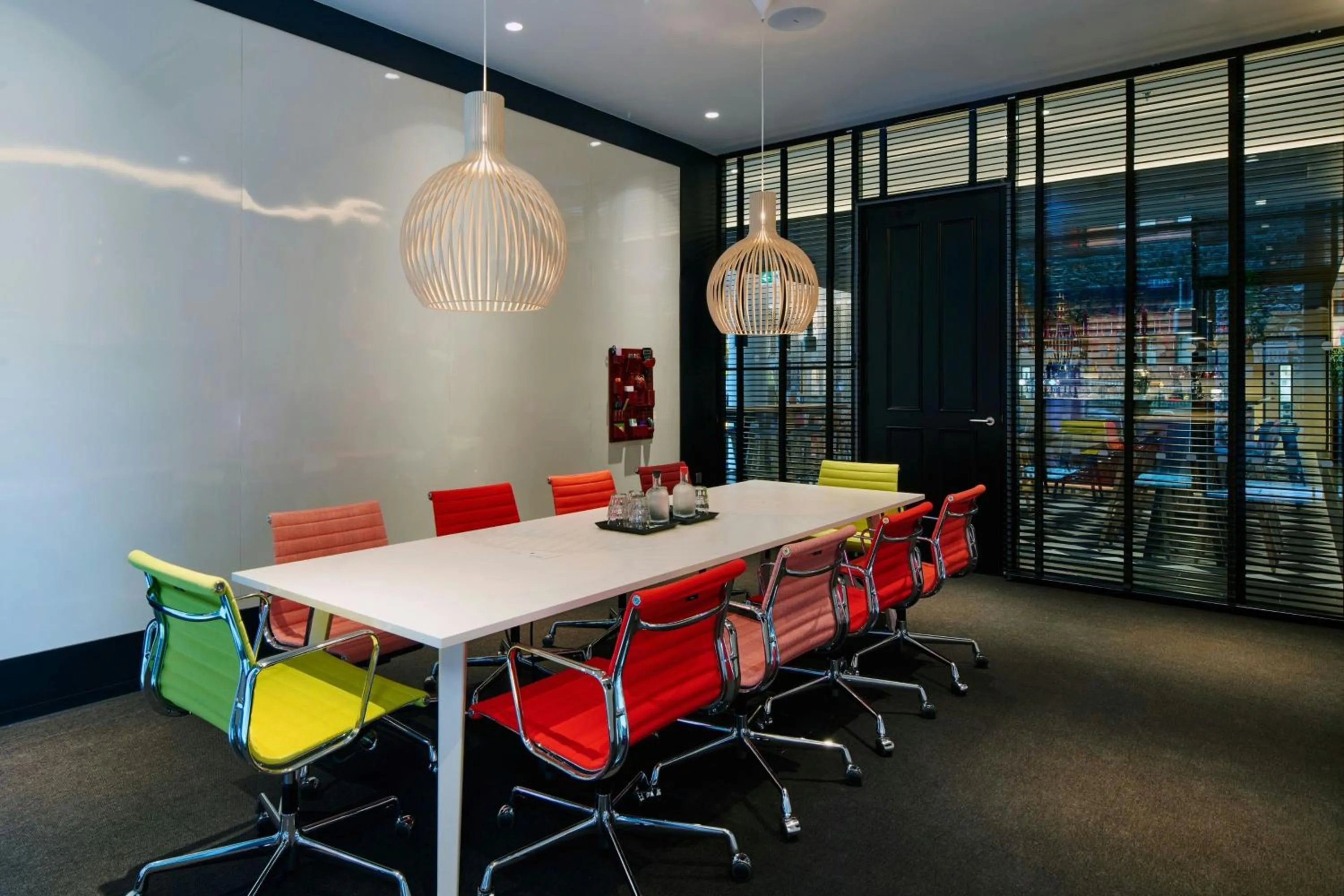 Meeting/conference room in citizenM Dublin St Patrick's