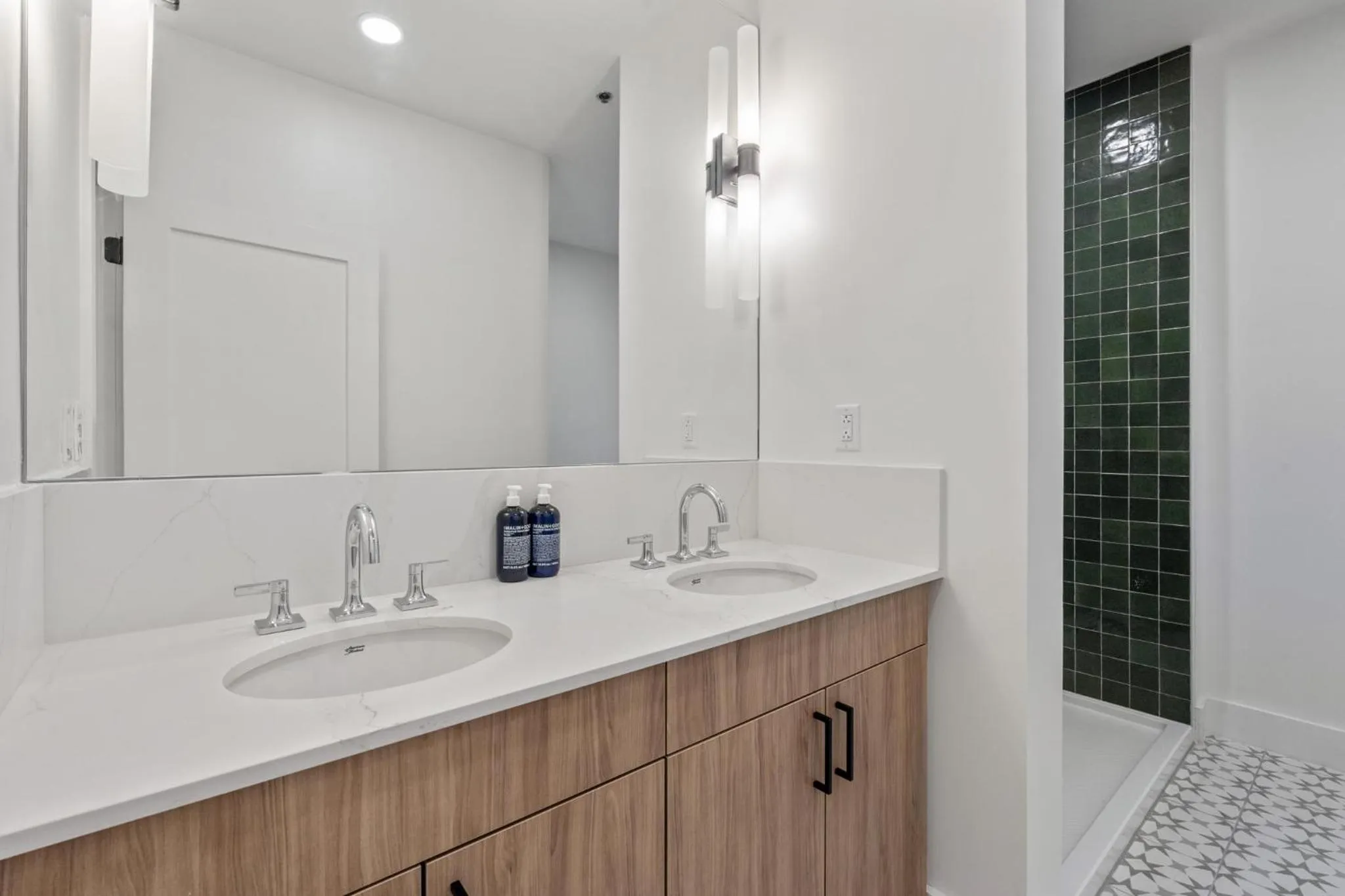 Bathroom in The Continental, powered by Placemakr - Downtown - Market Square