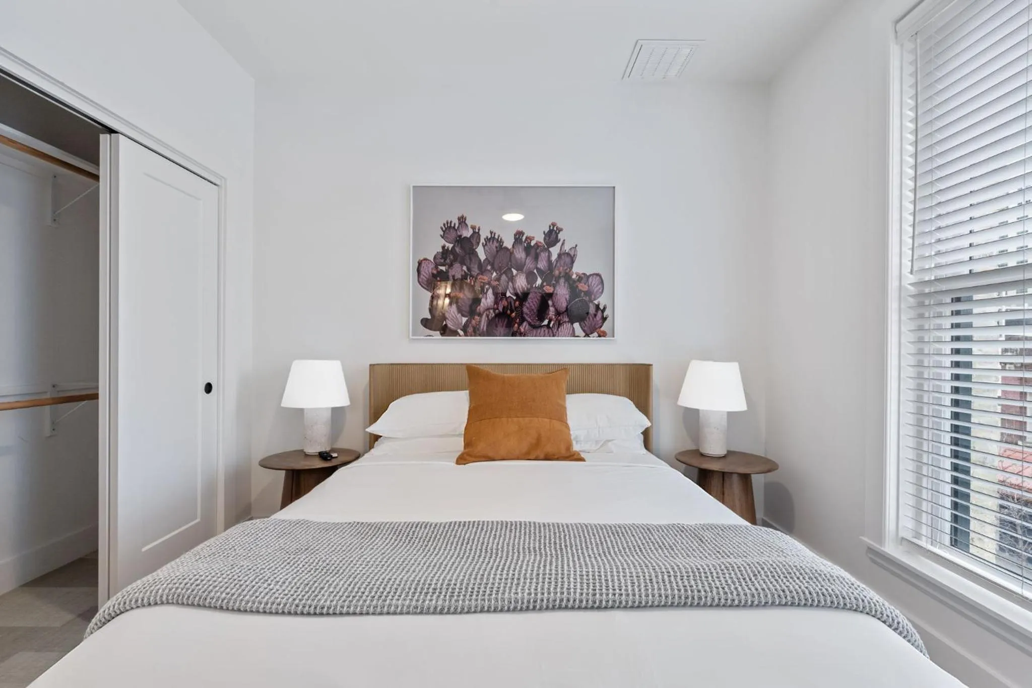 Bed in The Continental, powered by Placemakr - Downtown - Market Square