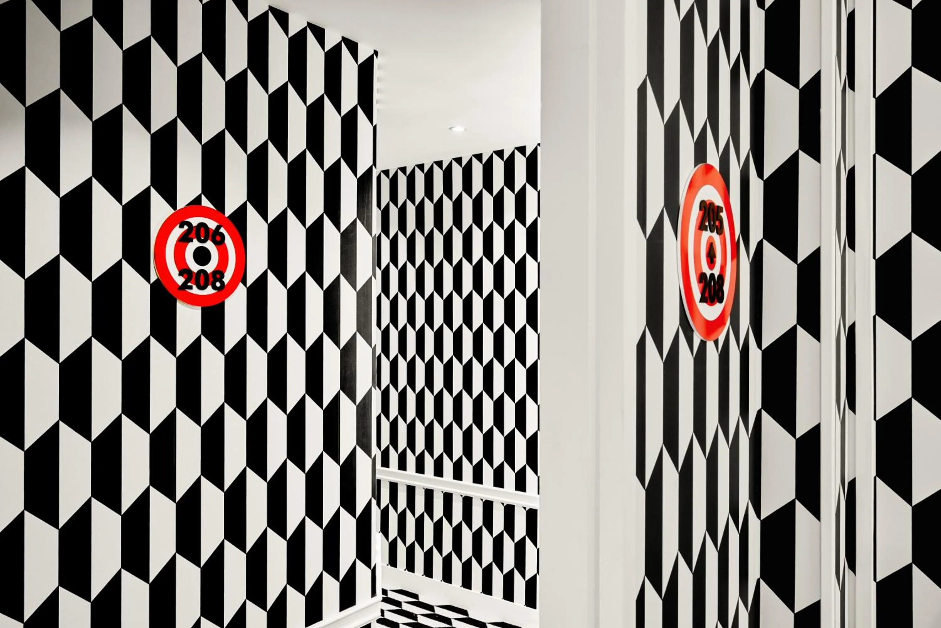 Other in Hotel Joke - Astotel