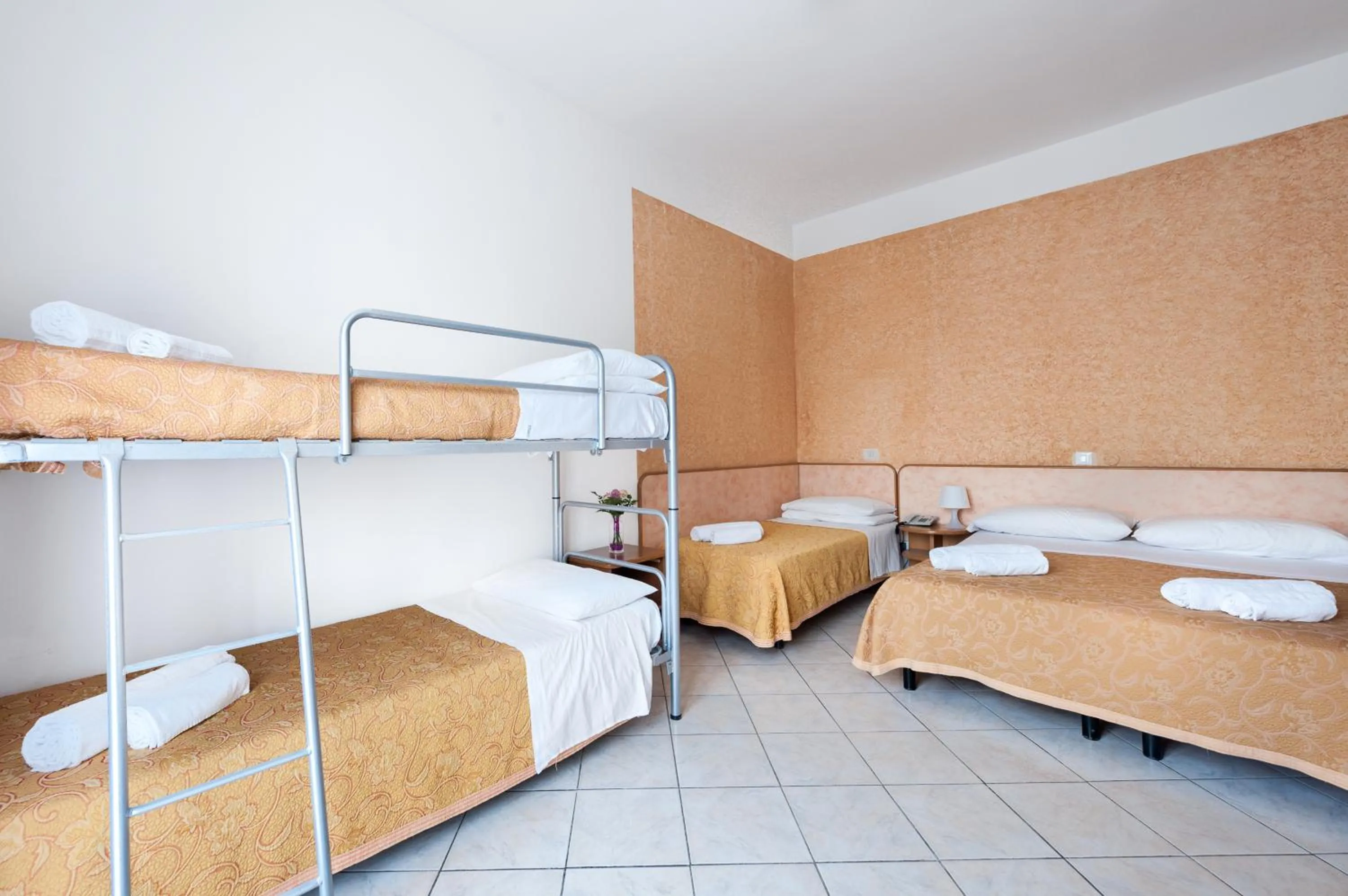 Bedroom, Bed in Regina Hotel e Ristorante