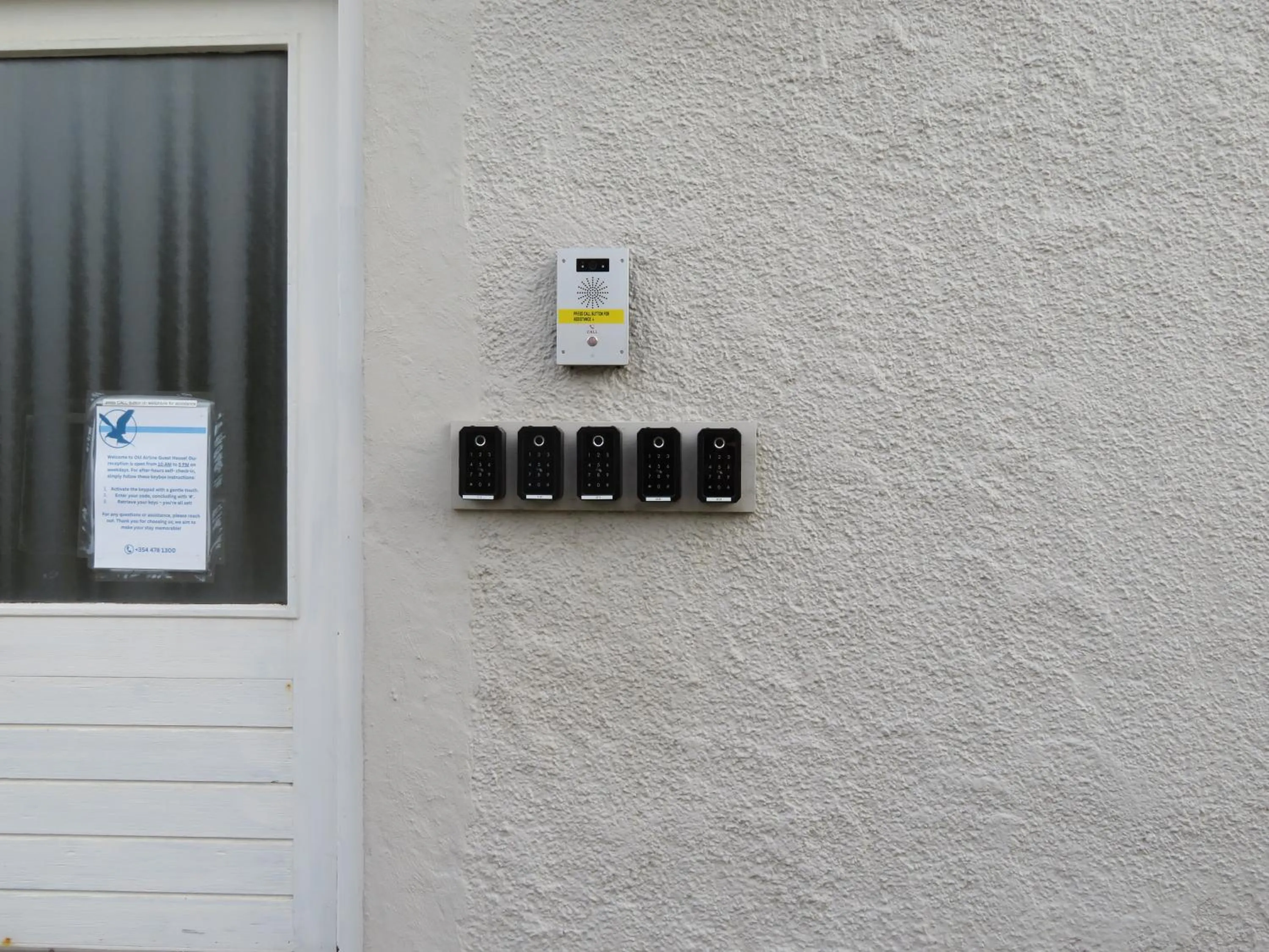 locker in Old Airline Guesthouse