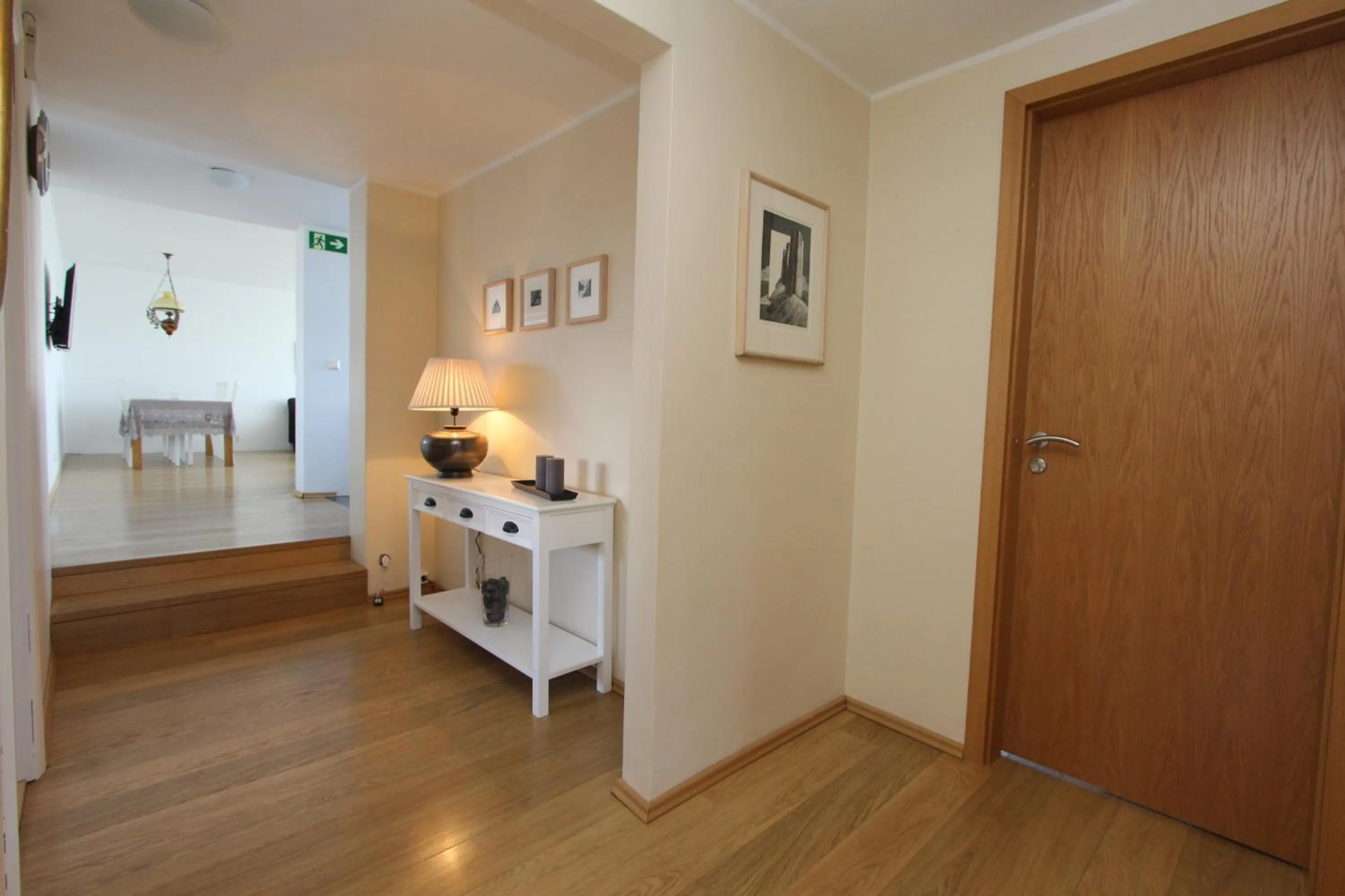 Communal lounge/ TV room, Bed in Old Airline Guesthouse