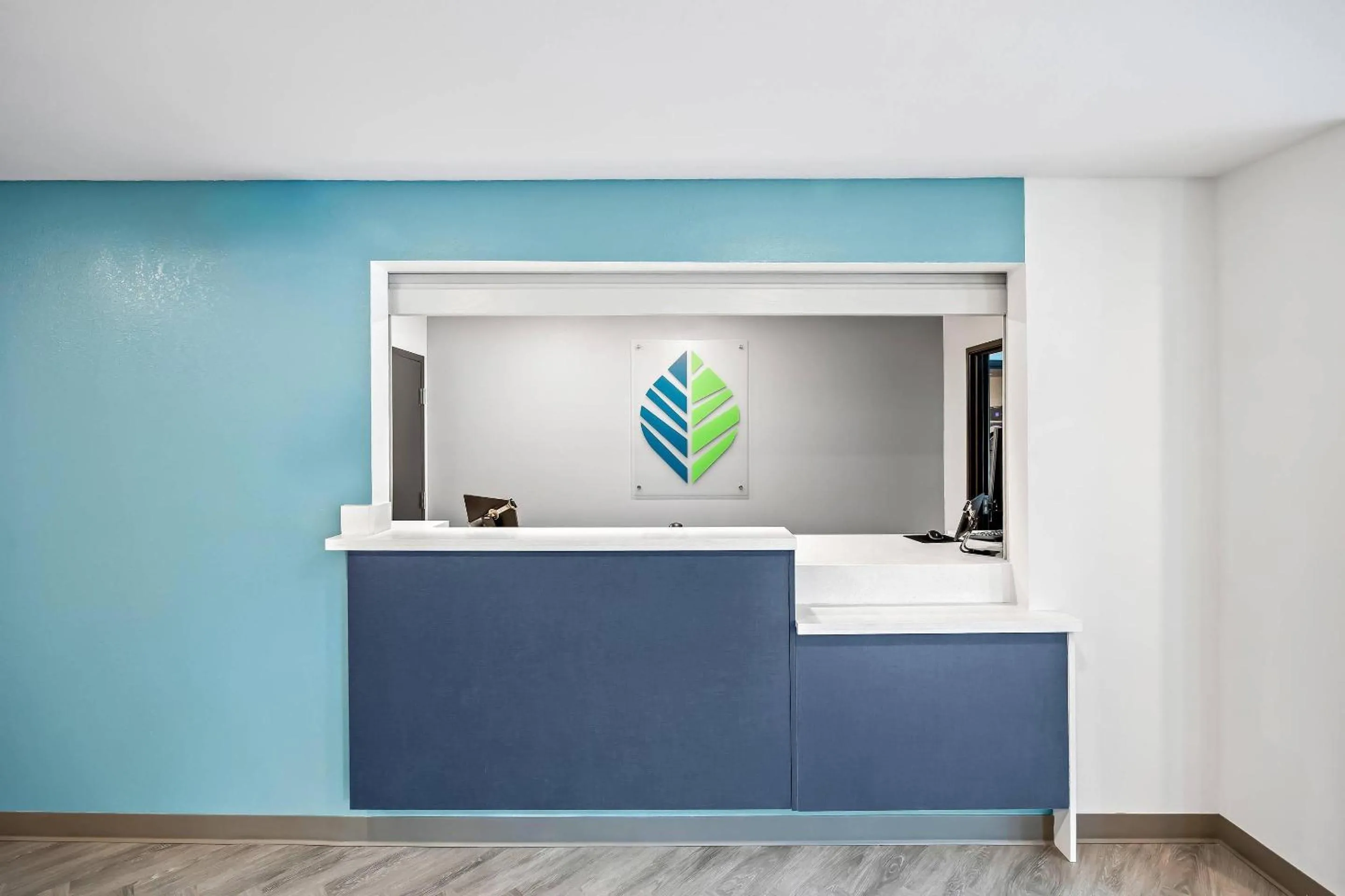 WoodSpring Suites Jackson Hub City