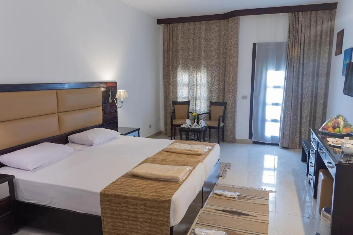 Bed in Cataract Layalina Naama Bay