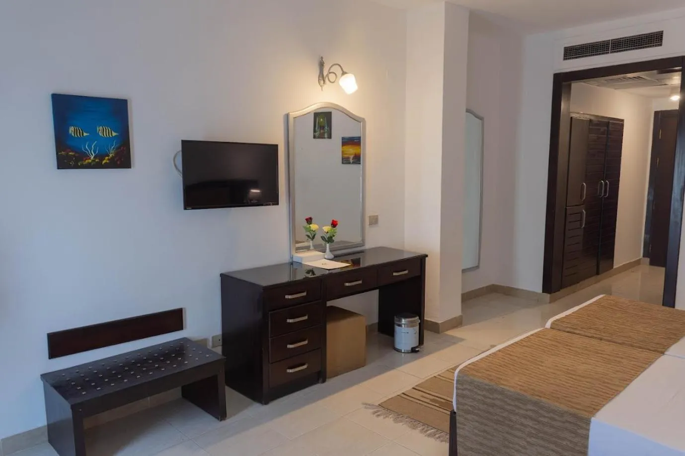 Bed in Cataract Layalina Naama Bay