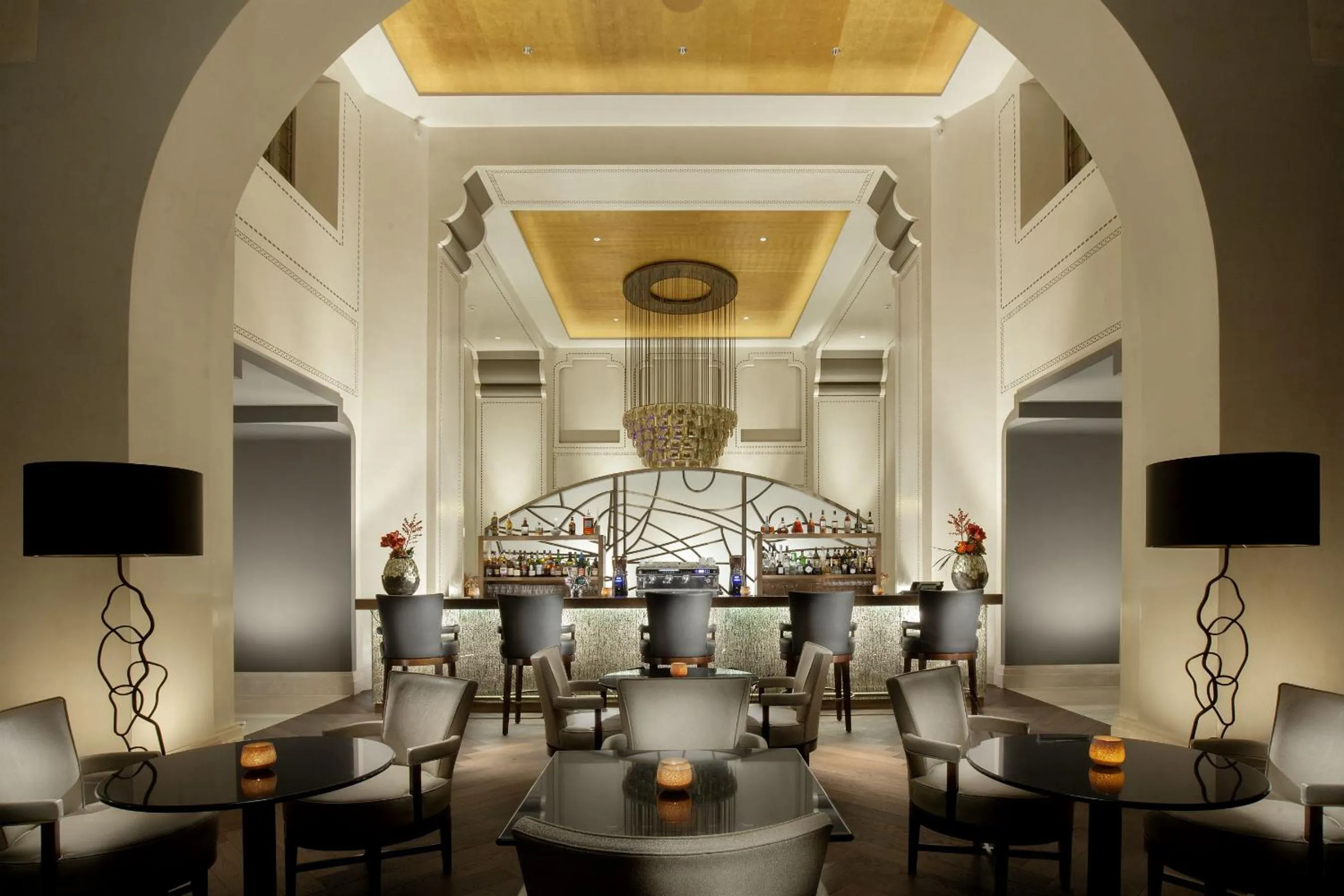 Lounge or bar in Royal Savoy Hotel & Spa