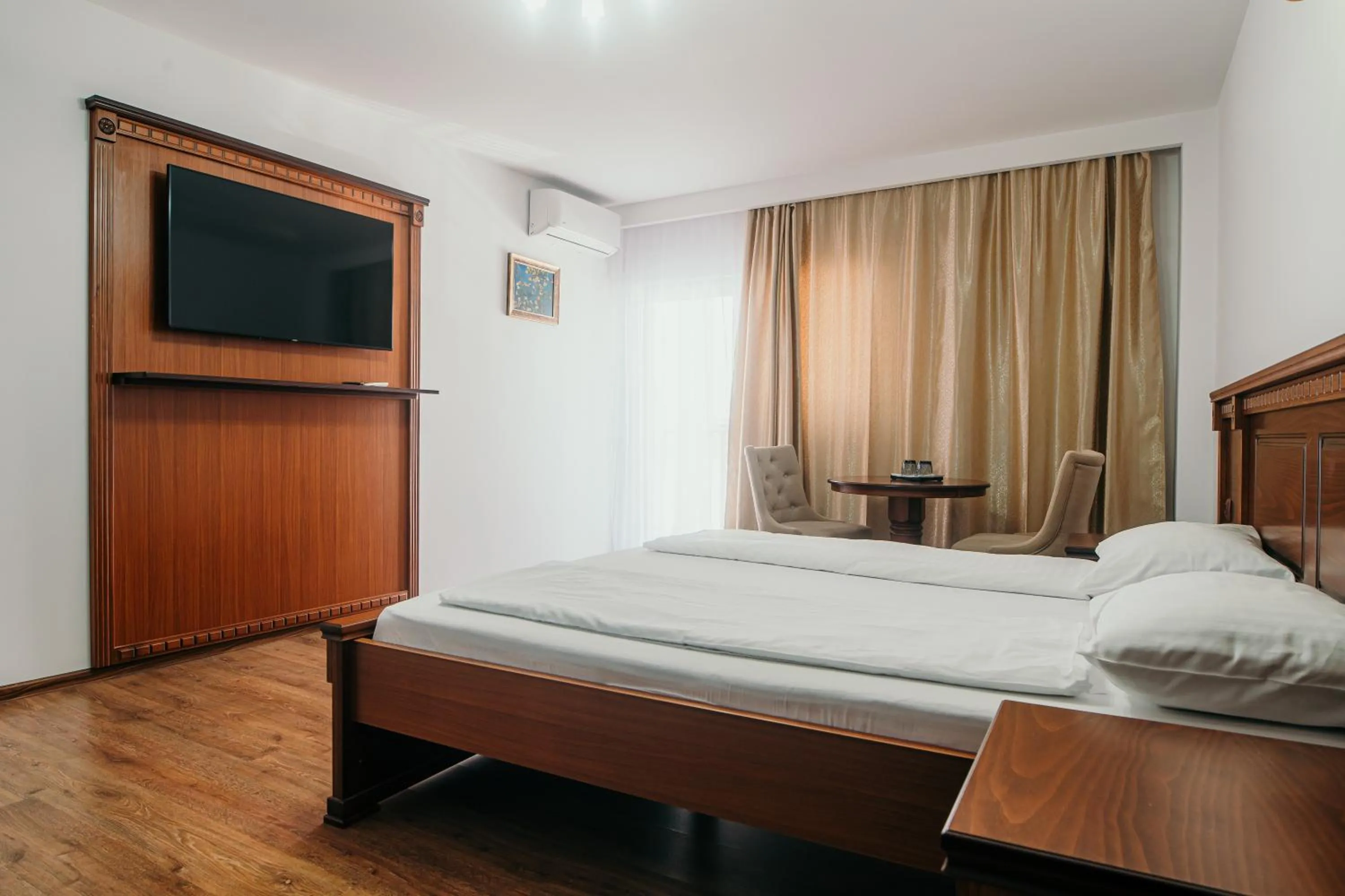 Bed in Hotel Restaurant Elite