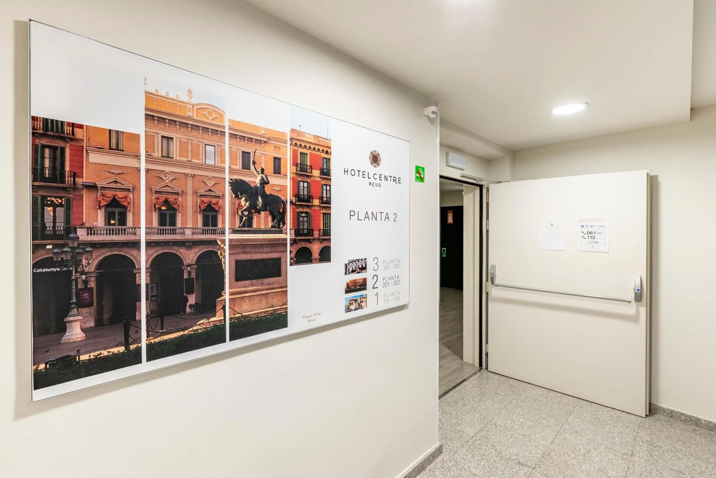 Property building in Hotel Centre Reus