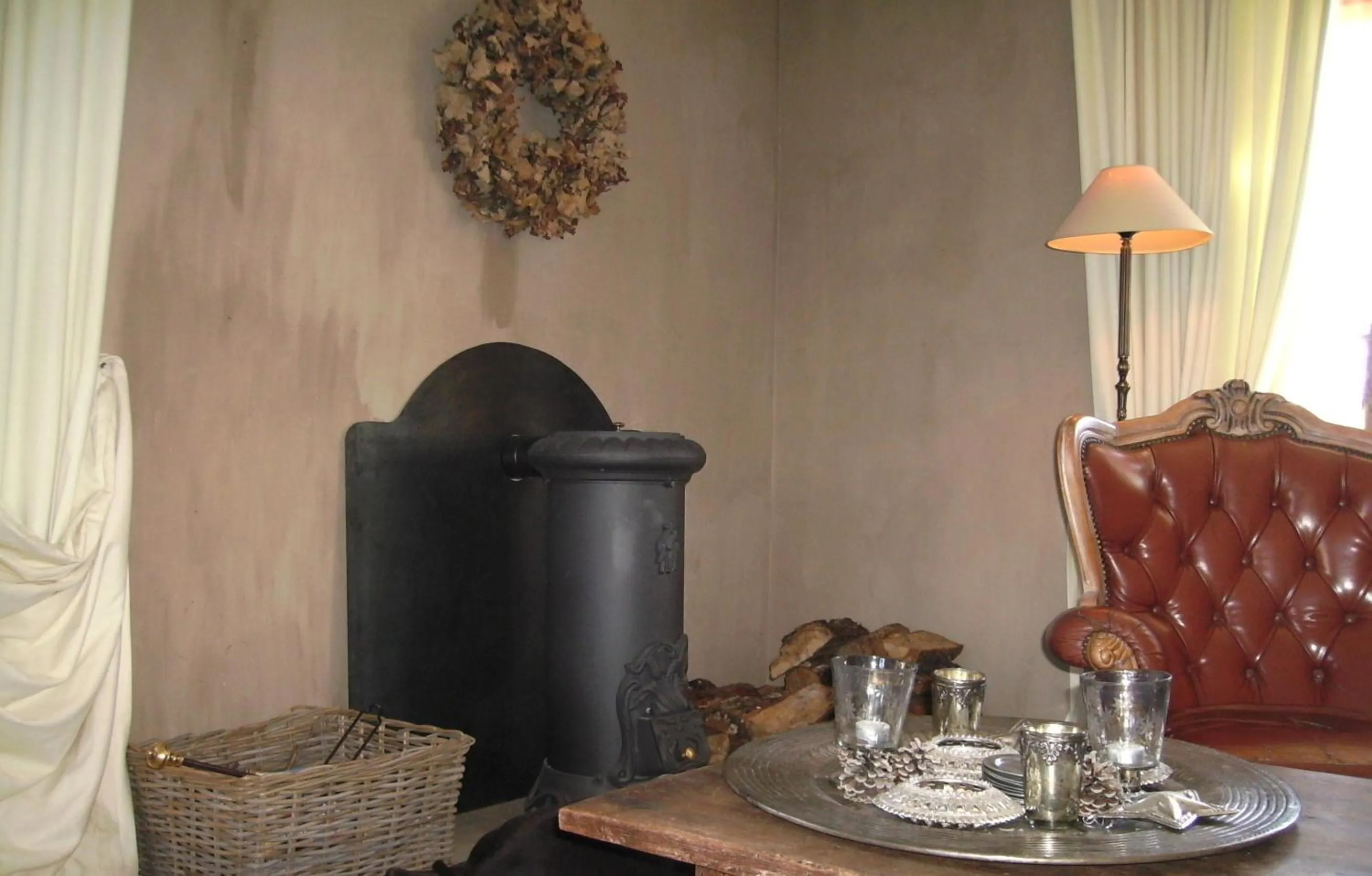 Communal lounge/ TV room in "Le Vent d'Étoile" B&B and Guesthouses