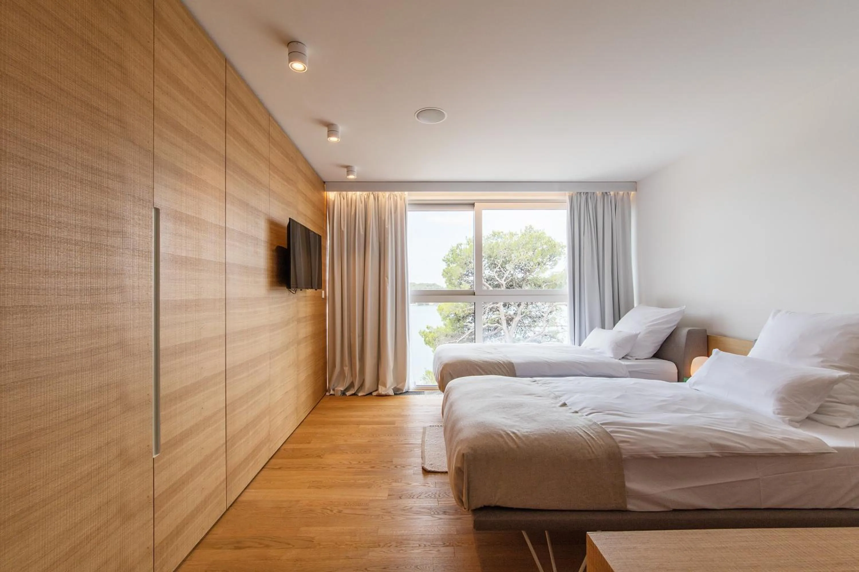 Photo of the whole room, Bed in D-Resort Šibenik