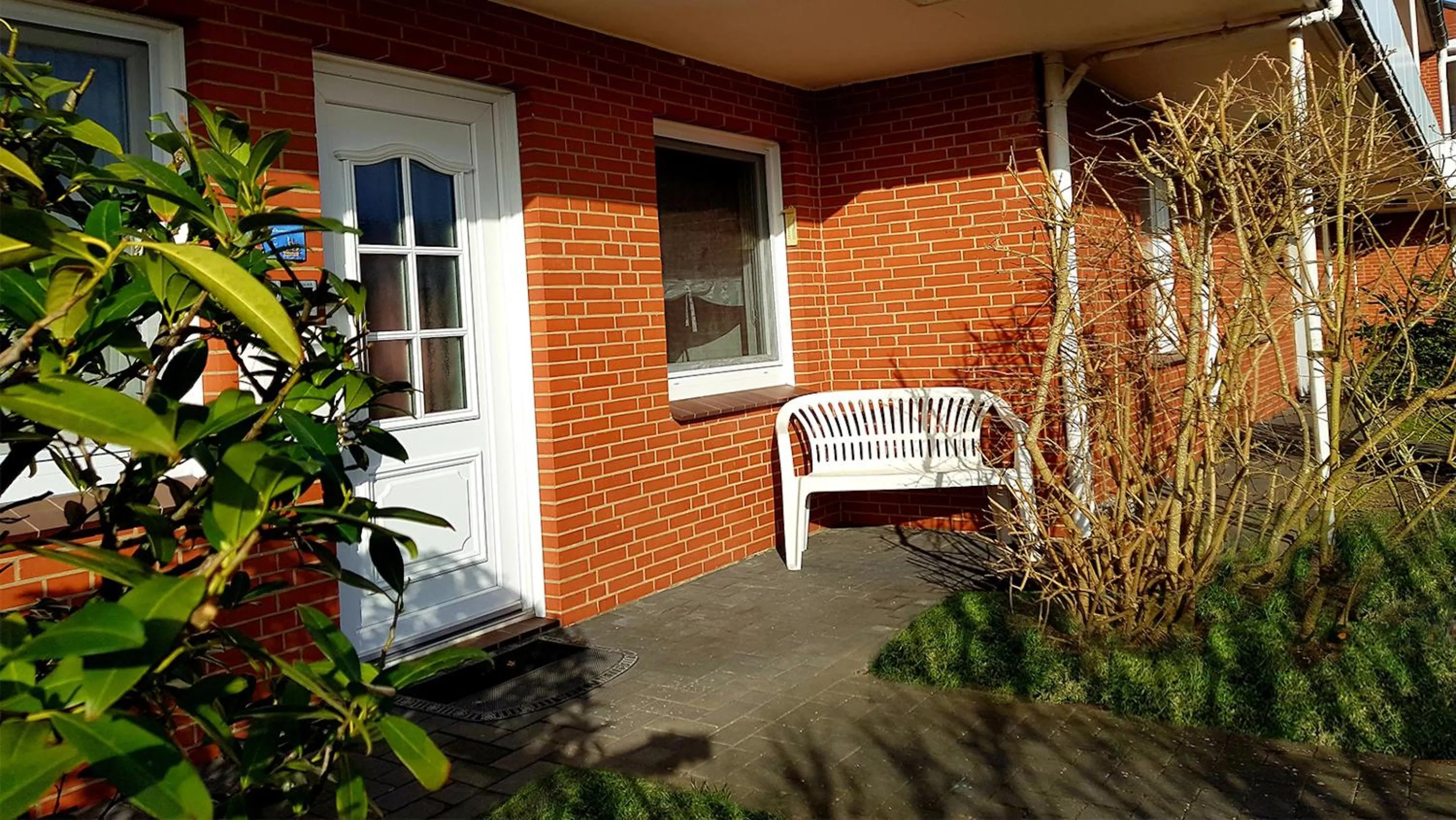 Facade/entrance in FeWo Aust EG