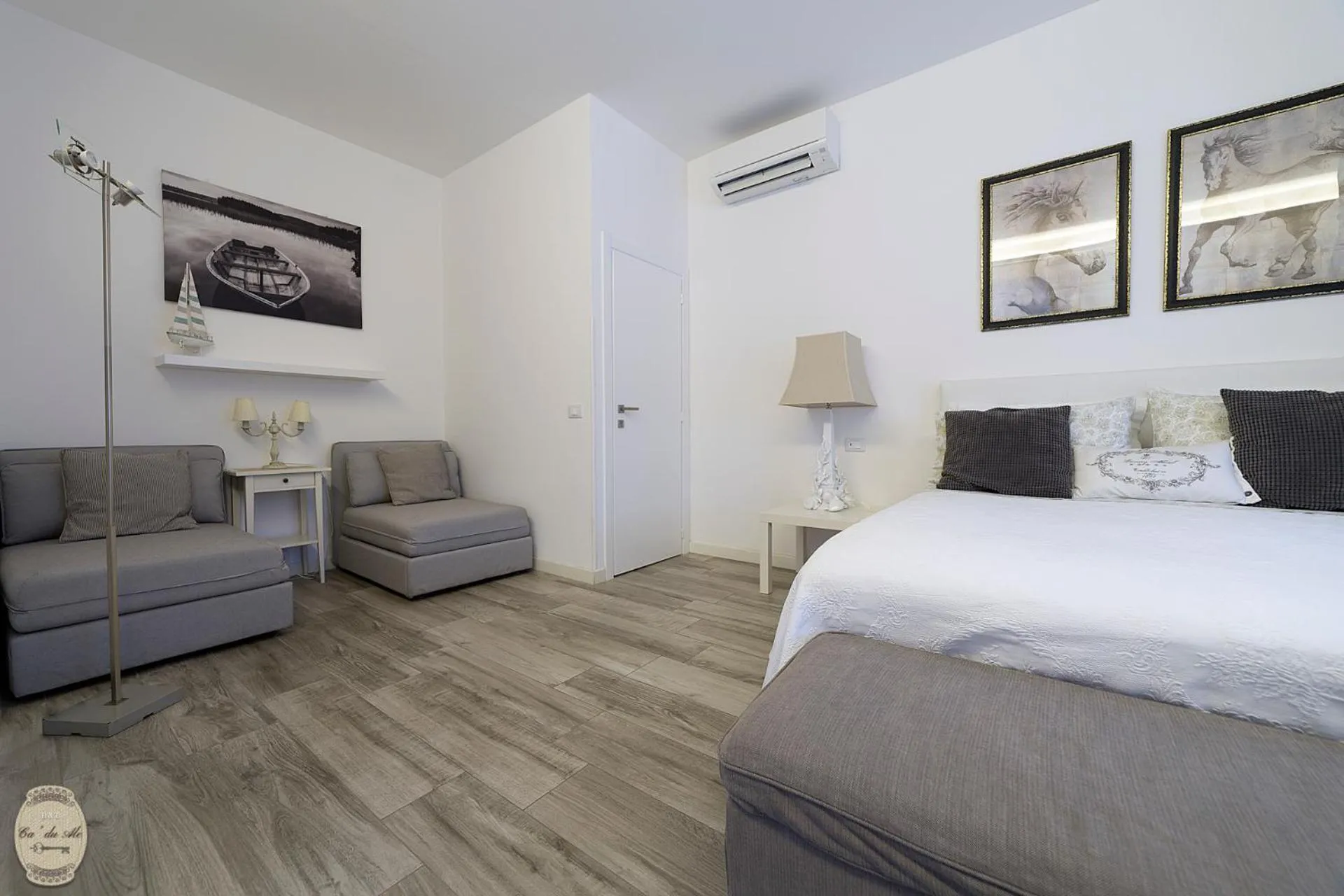 Photo of the whole room, Bed in Ca' Du Ale